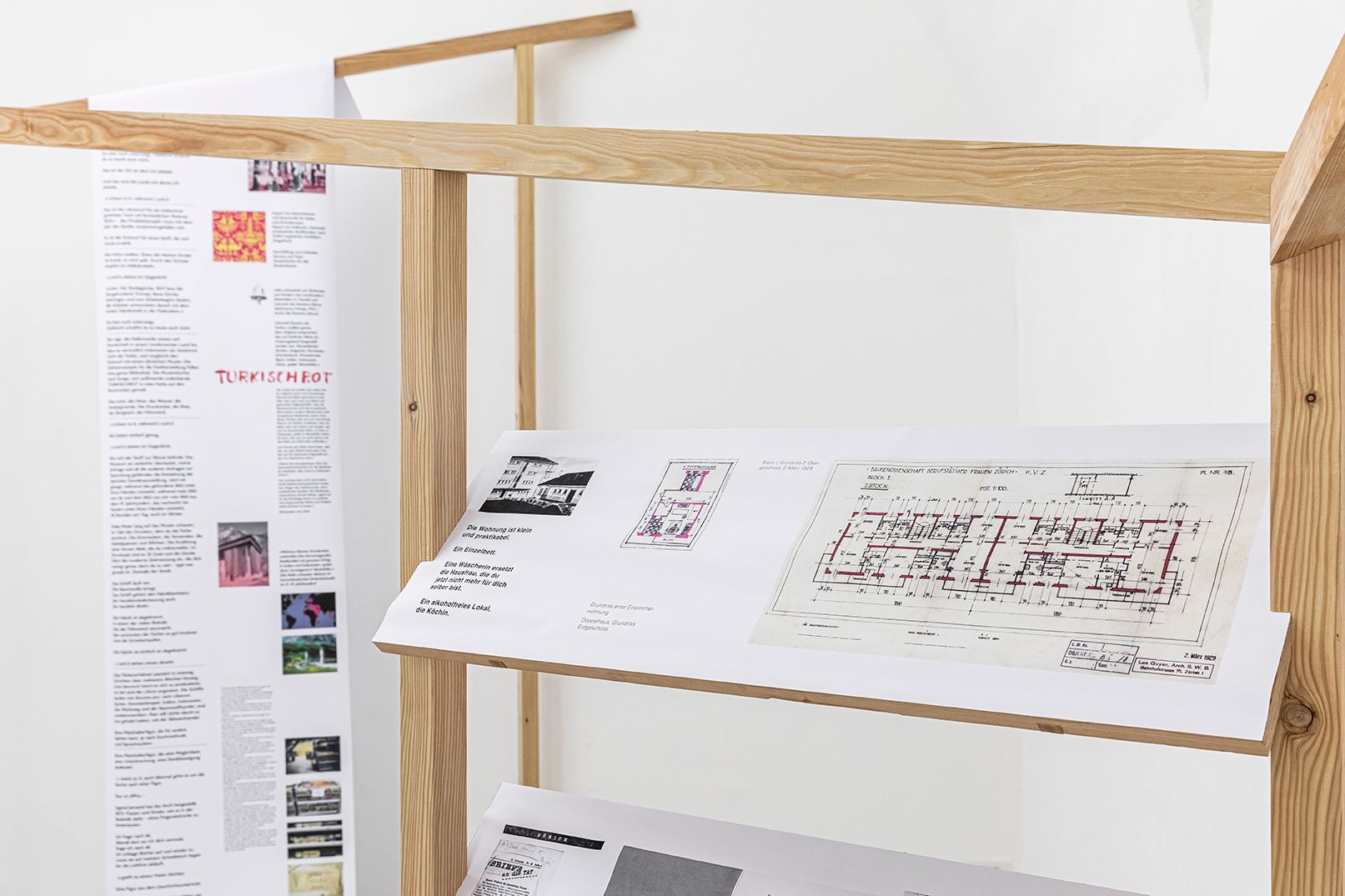 ©ar/ge kunst, Foto Tiberio Sorvillo – Visualite, 2019 Installation view della mostra di Romy Rüegger „Echoing Movements to Come“ presso ar/ge kunst Bolzano, a cura di Emanuele Guidi.