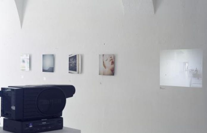 Exhibiton view, Peter Senoner, 2001