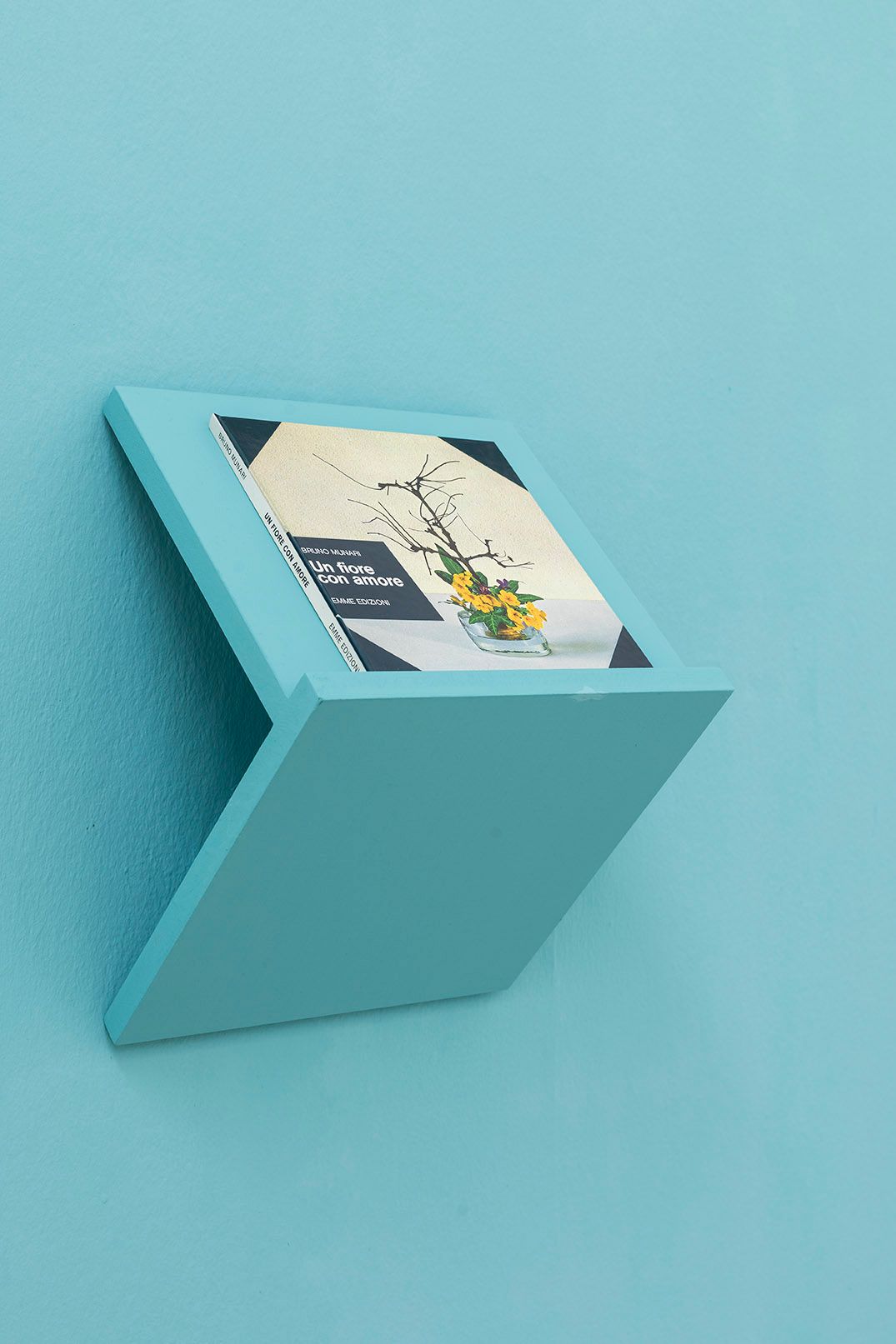 Bruno Munari, Un Fiore con amore, 1973Buch, Emme EdizioniAusstellungsansicht, Foto Guadagnini e Sorvillo ©argekunst