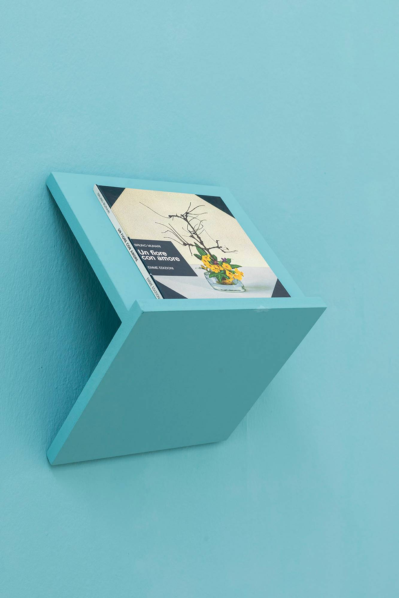 Bruno Munari, Un Fiore con amore, 1973Buch, Emme EdizioniAusstellungsansicht, Foto Guadagnini e Sorvillo ©argekunst
