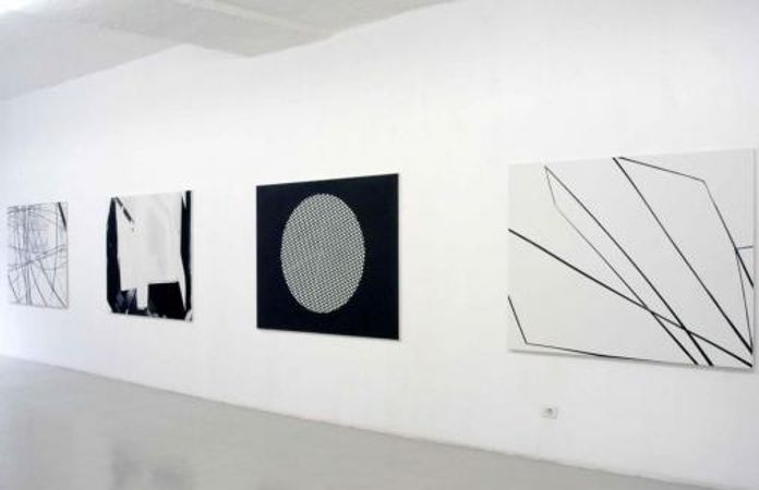Exhibiton view, Martina Steckholzer, 2006