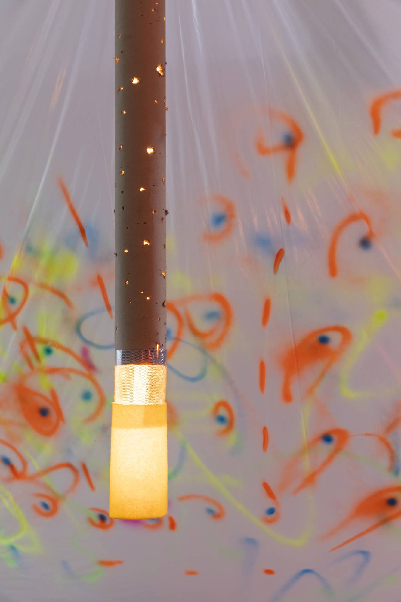 second phase, installation view of the exhibition “Temporary Lovers” by Parasite 2.0 © ar/ge kunst. Foto: Luca Guadagnini