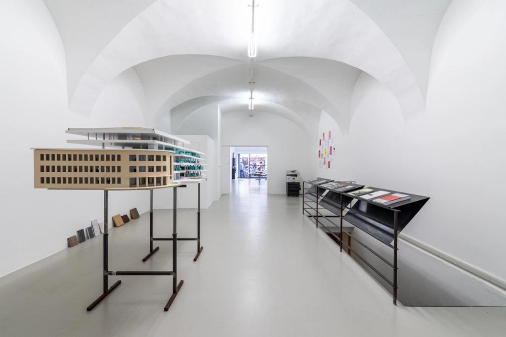 Christoph Mayr Fingerle, Architect, exhibition view, ©ar/ge kunst, photo Luca Guadagnini, 2021
