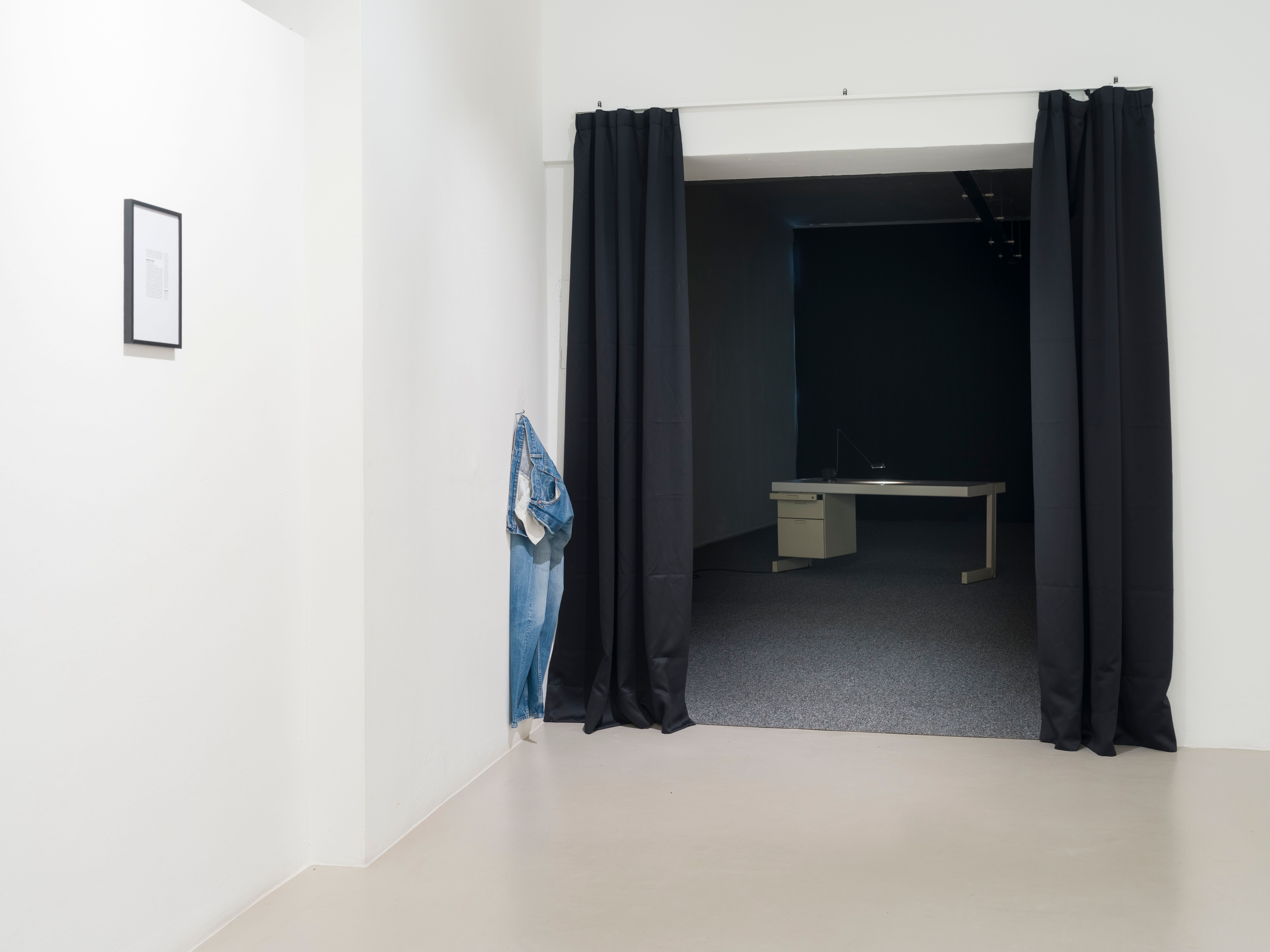 Veduta dalla mostra, Jonathan Monk, Shine Bright Like a Diamond, 2025. (c) Tiberio Sorvillo.