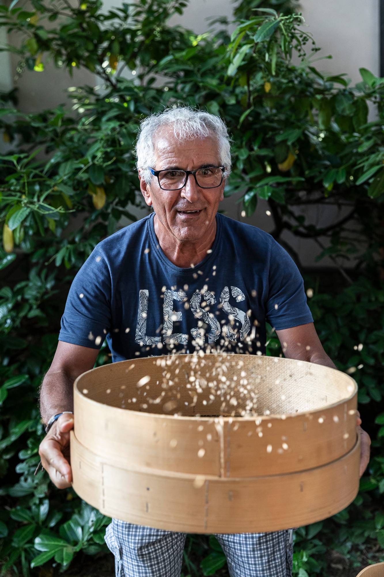 Workshop, savoir-vivre #3, Seed Workshop with Elisabeth Kössler, 26.06.2019 in the framework of the exhibition CACHE (Insurance Policy) by Jumana Manna © ar/ge kunst. Foto: Tiberio Sorvillo