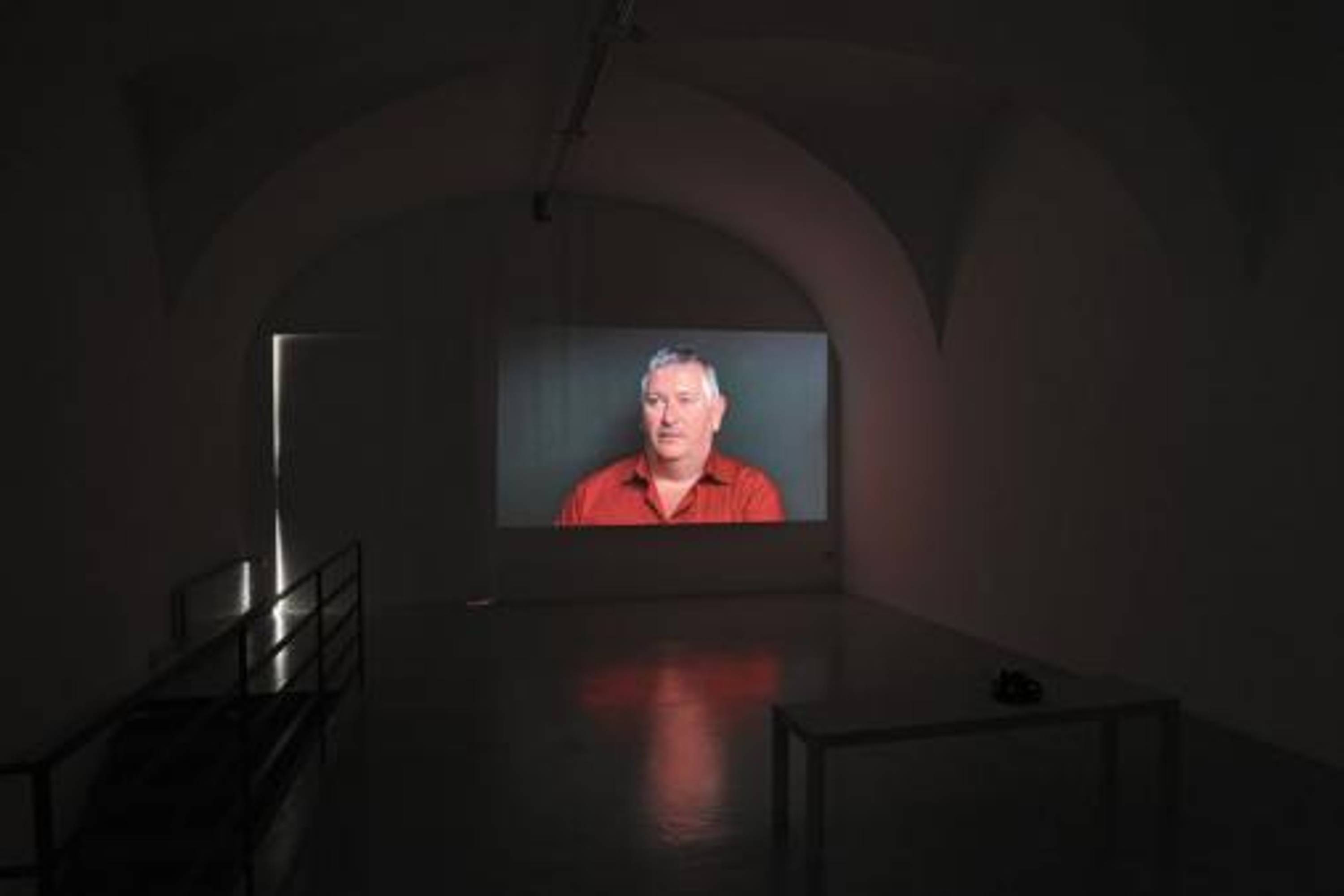 Installation view, Katarina Zdjelar, Everything is Gonna Be, video, 2008 Courtesy the artist Foto: M. Pardatscher