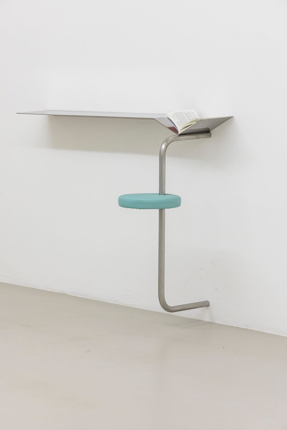 Slavs and Tatars, Underage Page (Extended Turquoise), 2018, Installation view; ©ar/ge kunst, photo by Tiberio Servillo, 2018; ; courtesy the artist, Kraupa-Tuskany Zeidler, Berlin