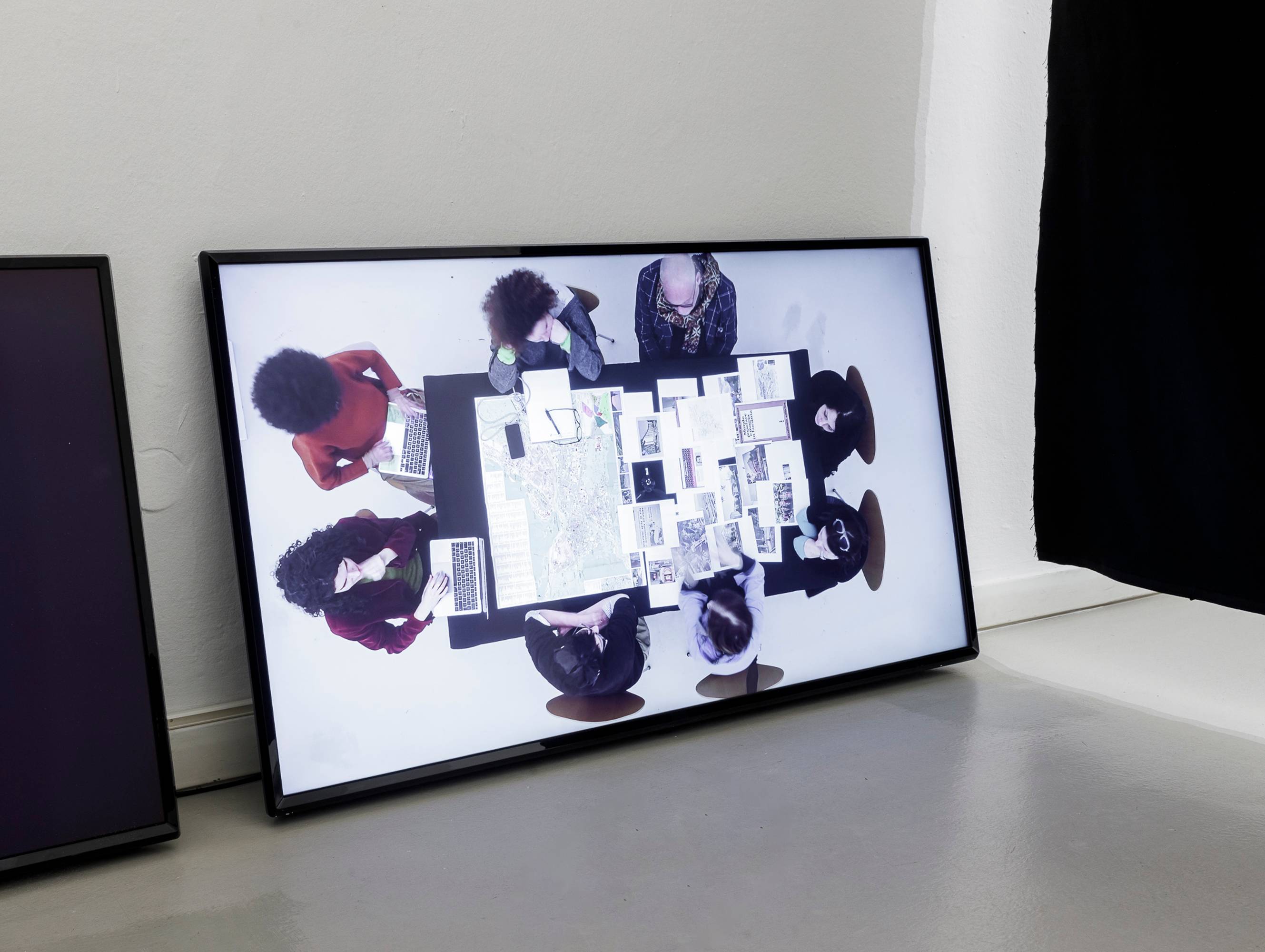 Samia Henni, Psychocolonial Spaces, Act 1. Exhibition view, Ar/Ge Kunst. Foto Tiberio Sorvillo.