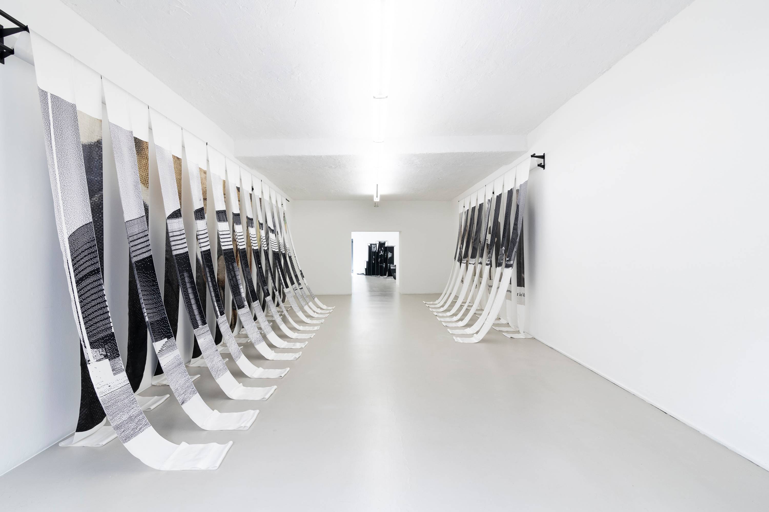 Adji Dieye, Cultura persa e imparata a memoria, exhibition view, ©ar/ge kunst, photo Tiberio Sorvillo, 2022