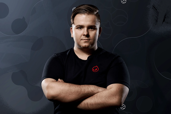How to Improve Your Movement - A CSGO Guide With hallzerk | Dignitas