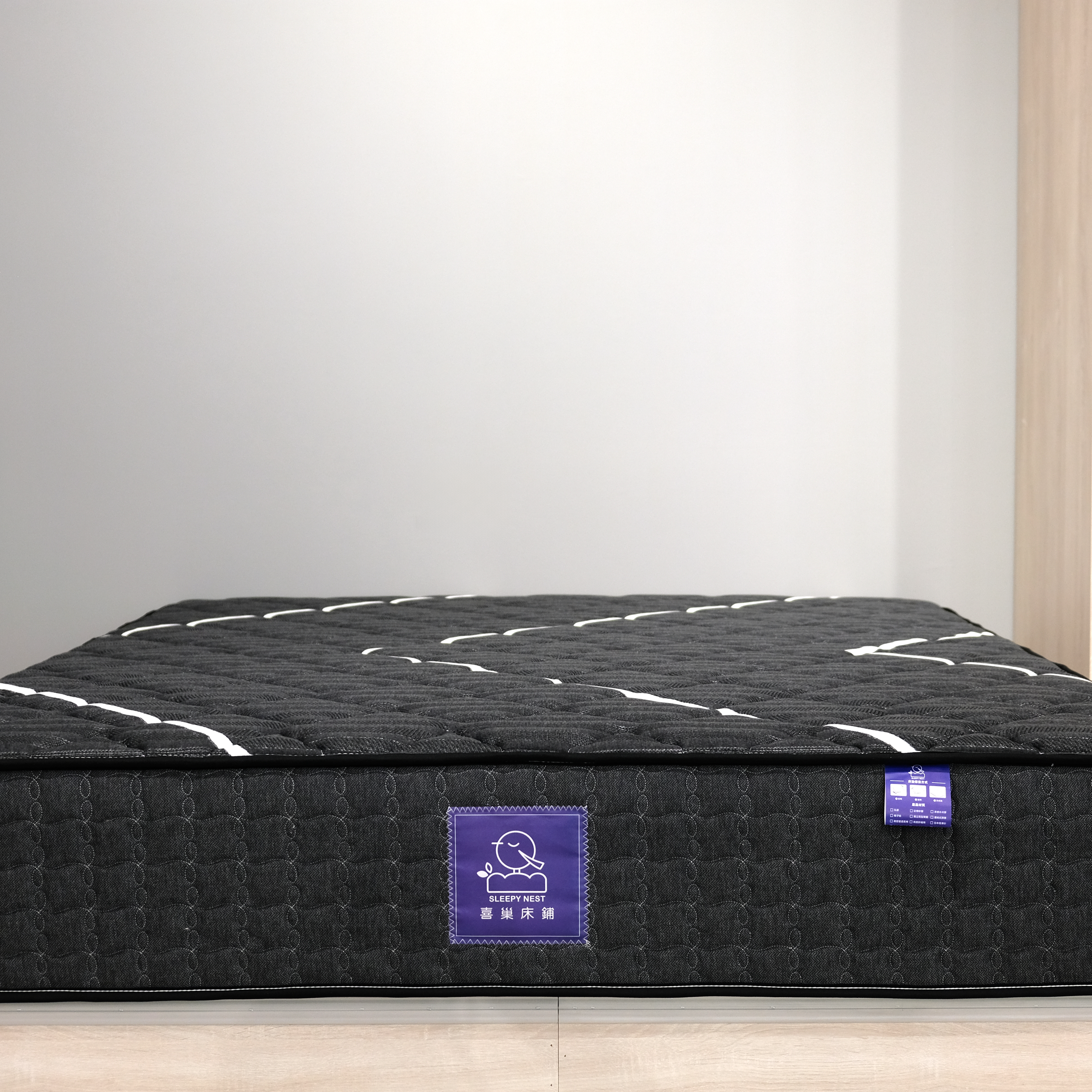 黑熊 alternate view