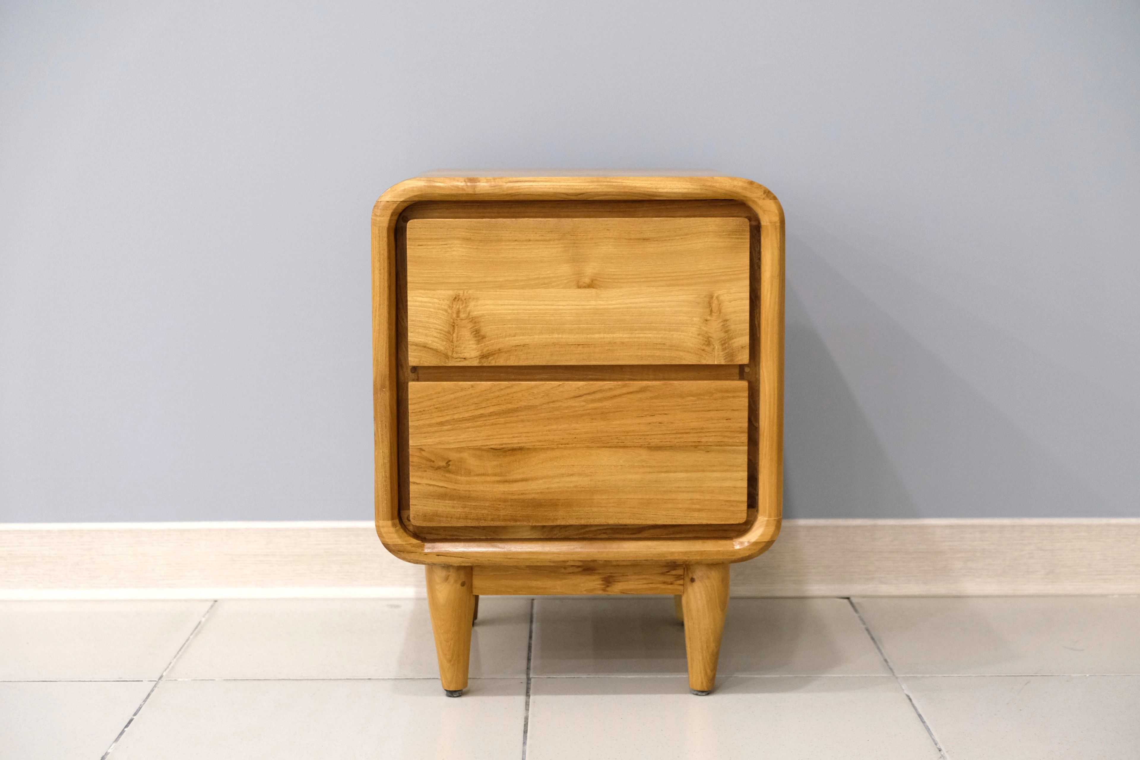 班尼斯裸柚床頭櫃