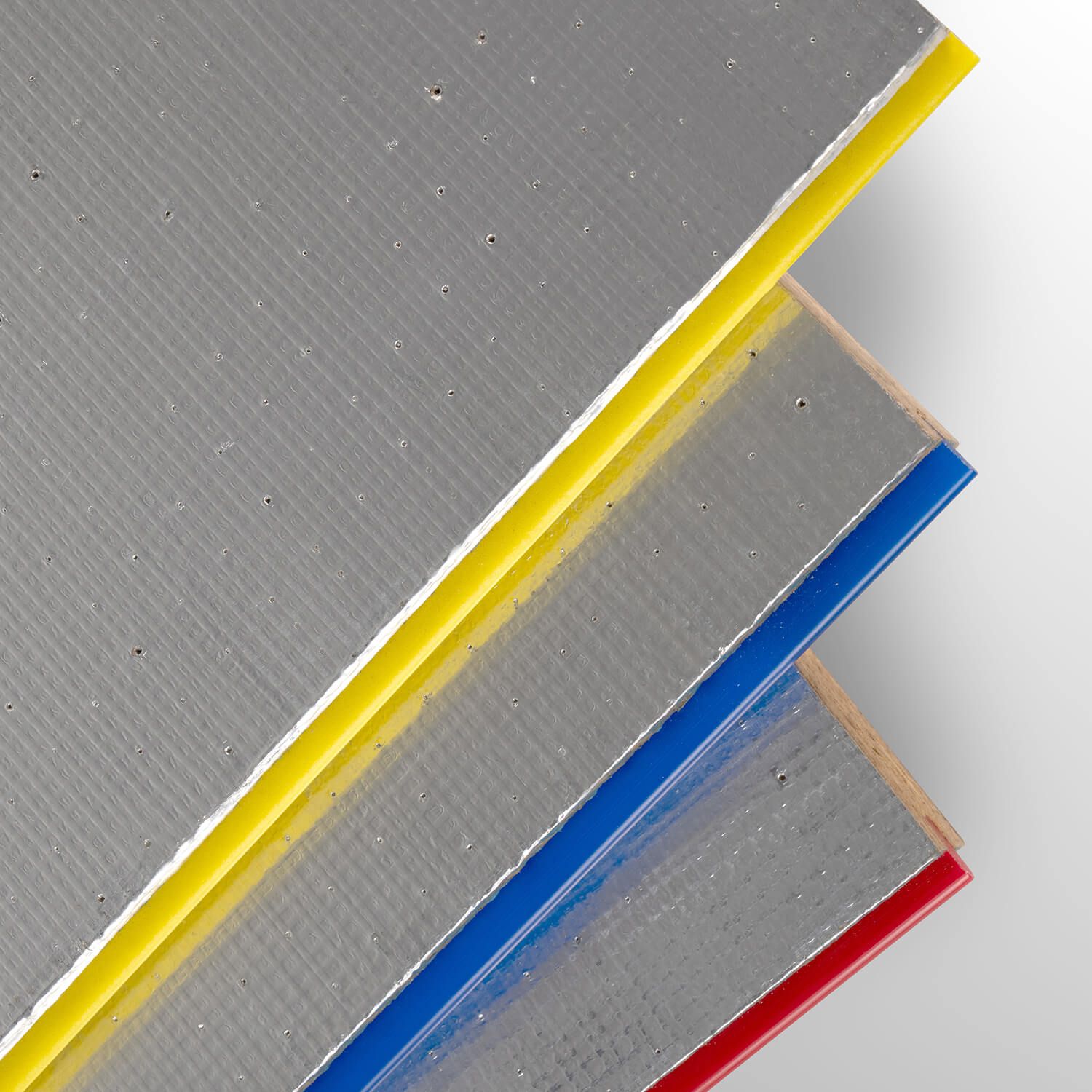 A close up of YELLOWtongue®, BLUEtongue® and REDtongue® ultimate