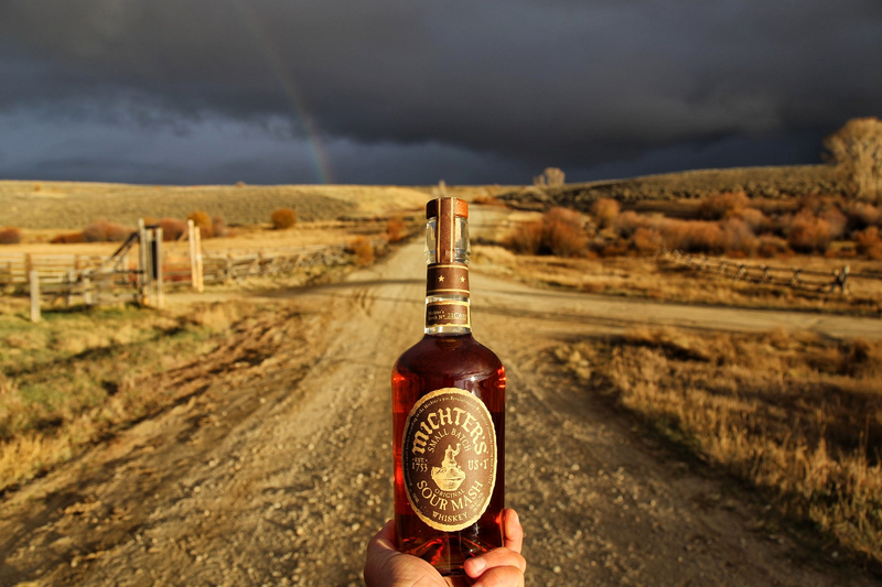 Michters_US1 Sour Mash_lifestyle_outdoor.png