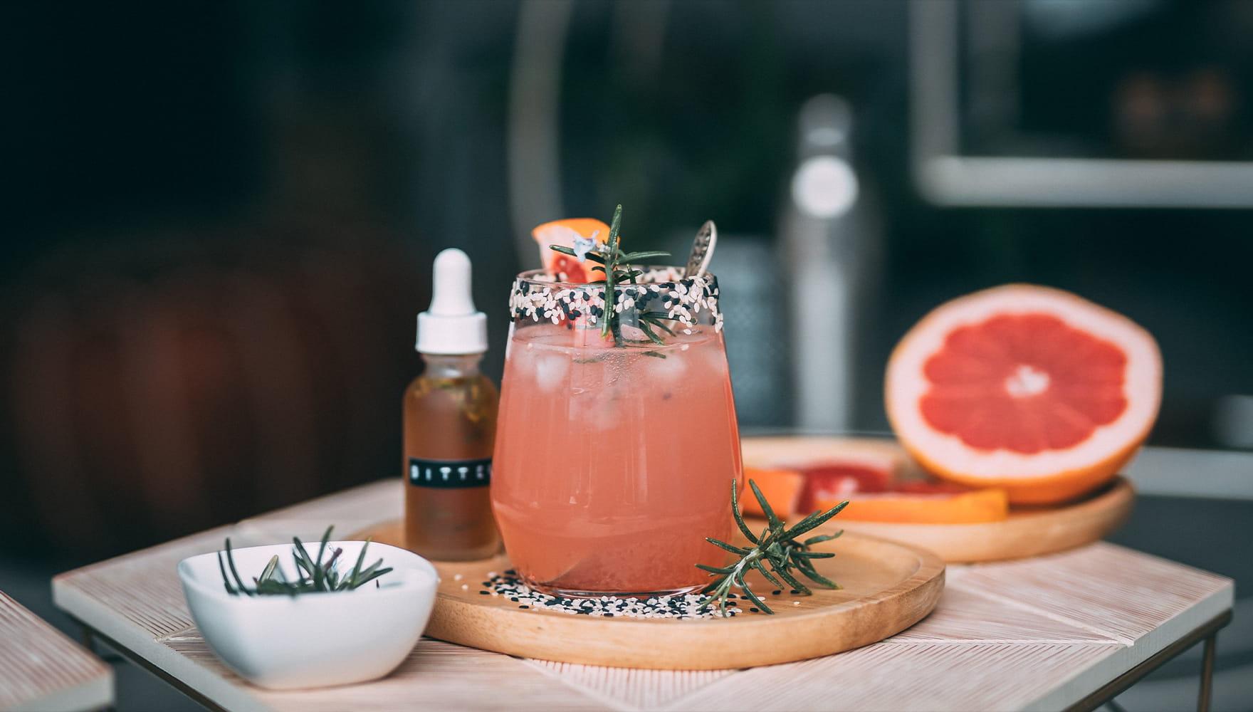 20220111_Healthier-Spirits_Editorial_Mocktails-Full-Tout.jpg