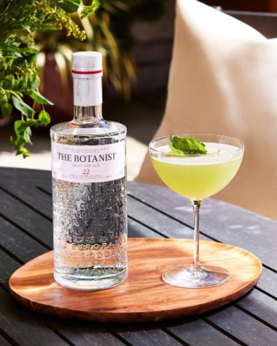 botanist_basil_gimlet_featured_image.jpg