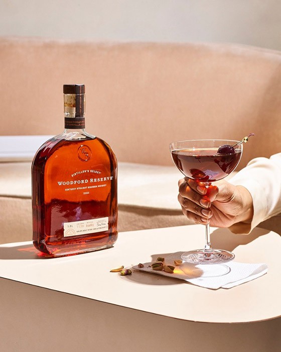 woodford_reserve_bourbon_manhattan_featured_image.jpg