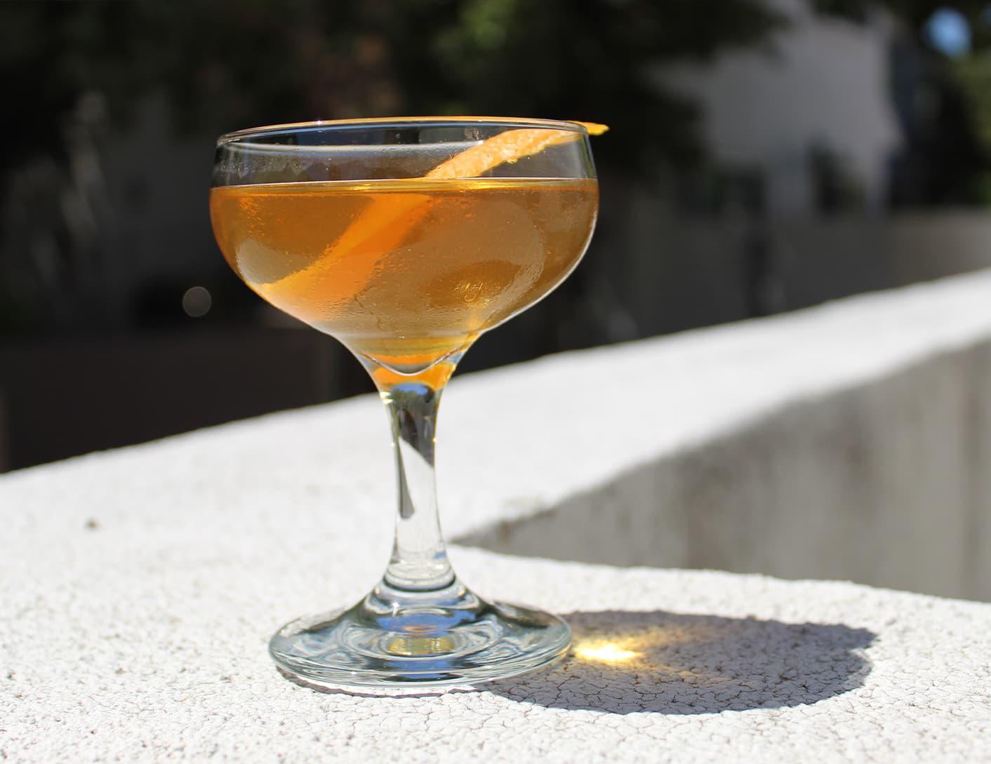 20220712_UN_Summer_Cocktails_Split__LADY_EVE_2.jpg