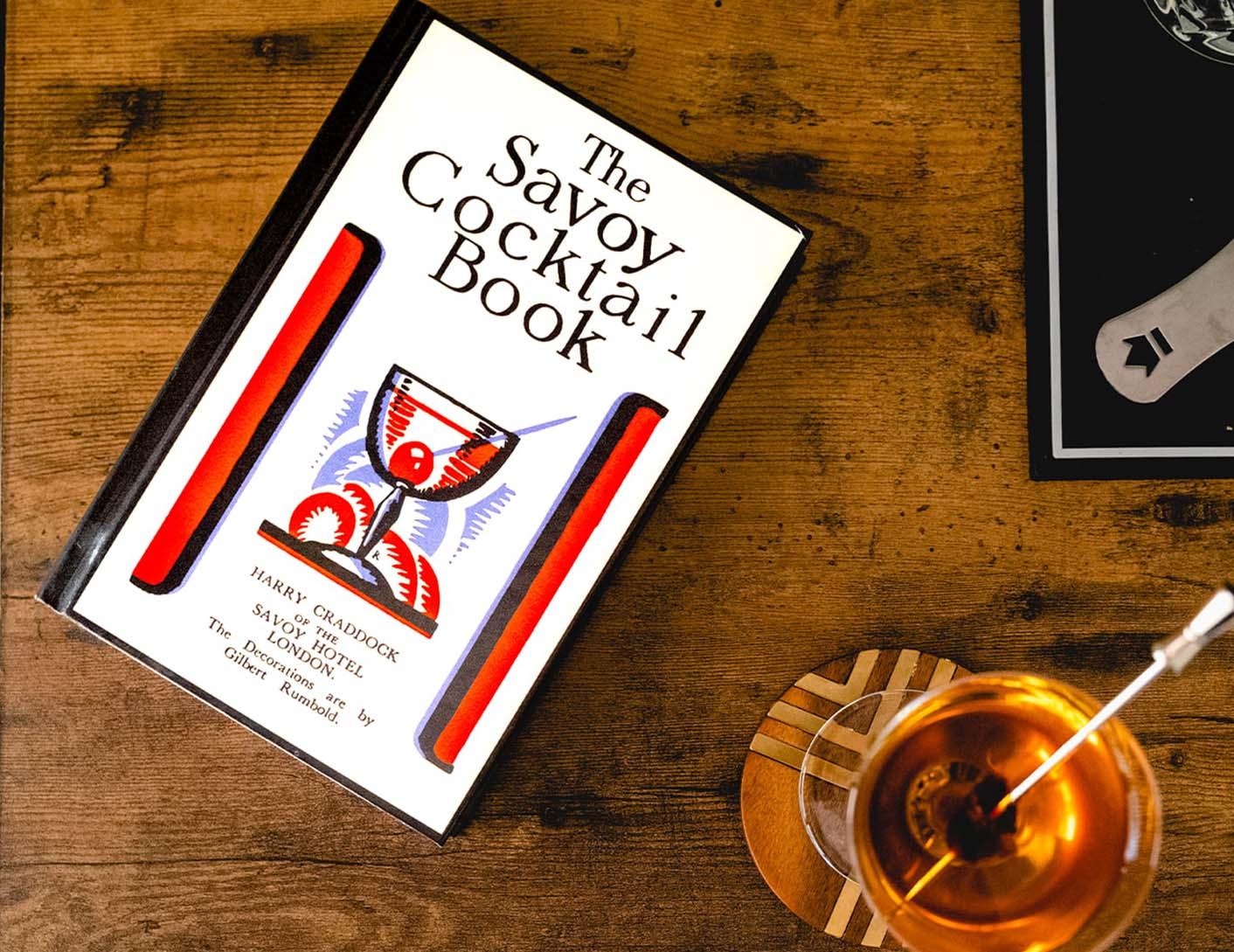 savoy_cocktail_book_split_tout_2.jpg