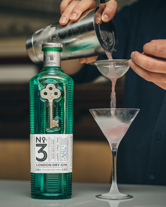 Edrington-RoséMartini_Featured.png