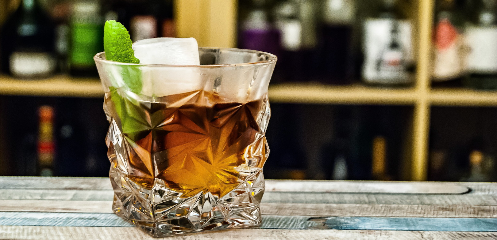 7-best-cocktails-hero-desktop.png
