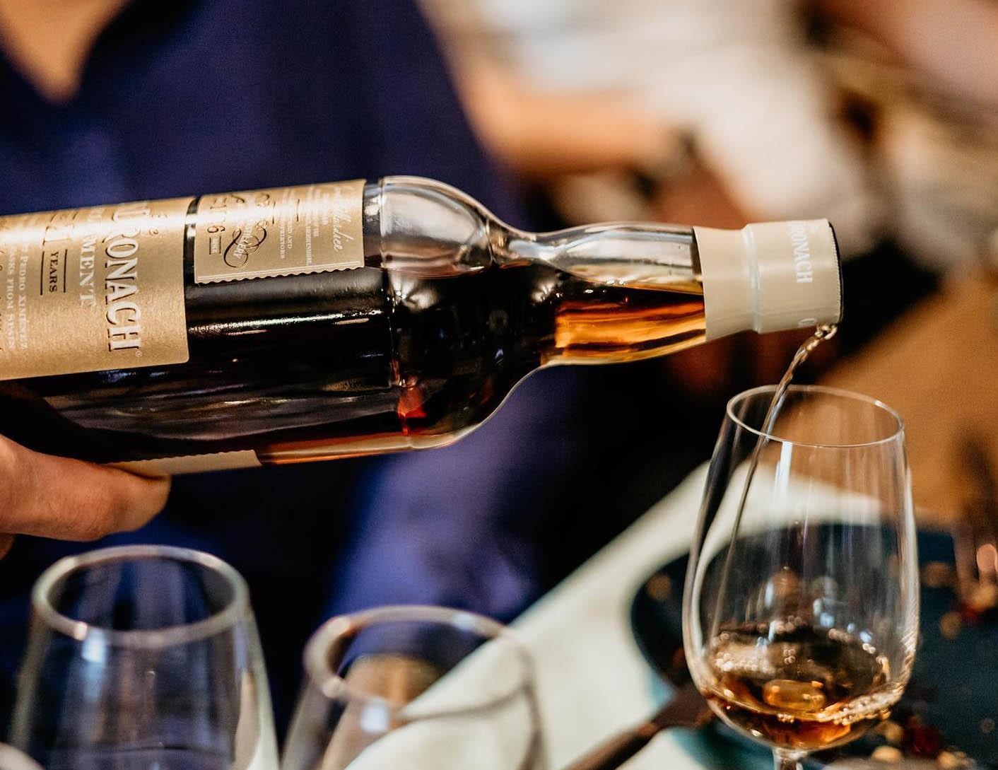 4-whiskey-the-glendronach.jpg