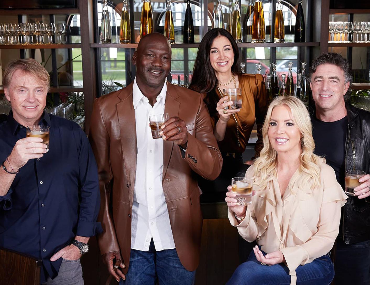 celebrity_spirits_split_tout_8.jpg