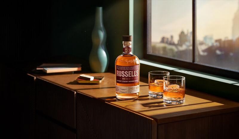 Russell_SingleBarrelBourbon_FM_v02.jpg