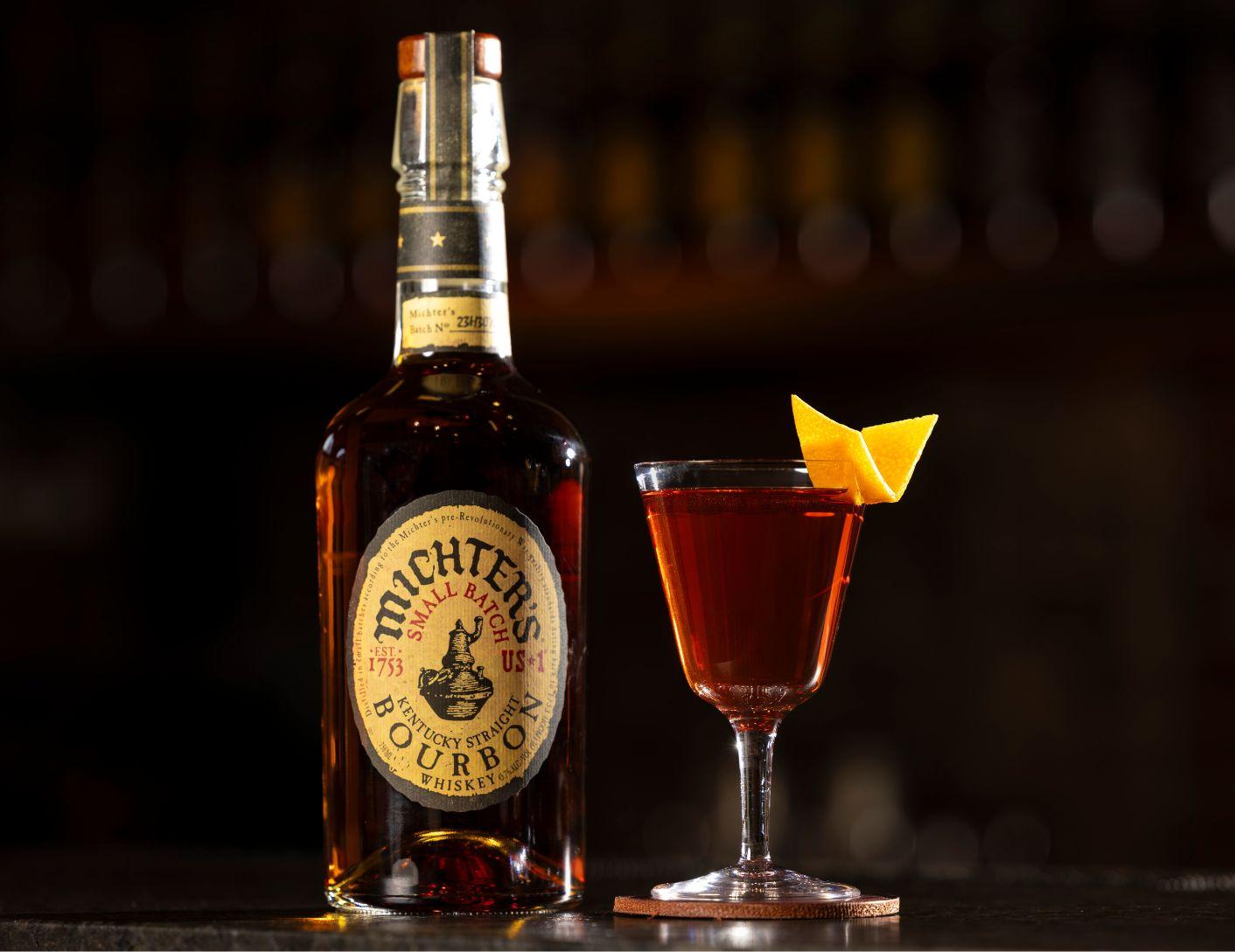 michters_cocktail_lifestyle_split_tout_2.jpg