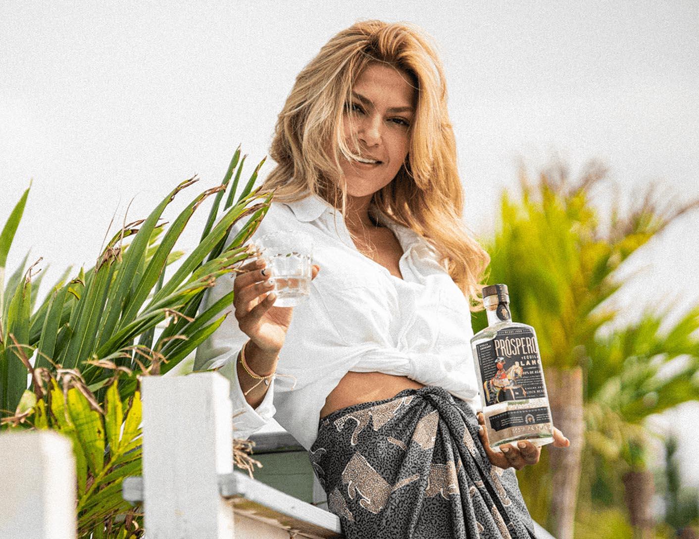celebrity_spirits_split_tout_16.jpg