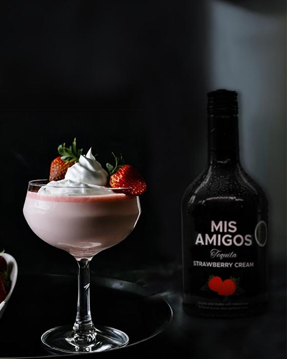 mis_amigos_strawberry_cream_martini_featured_image.jpg