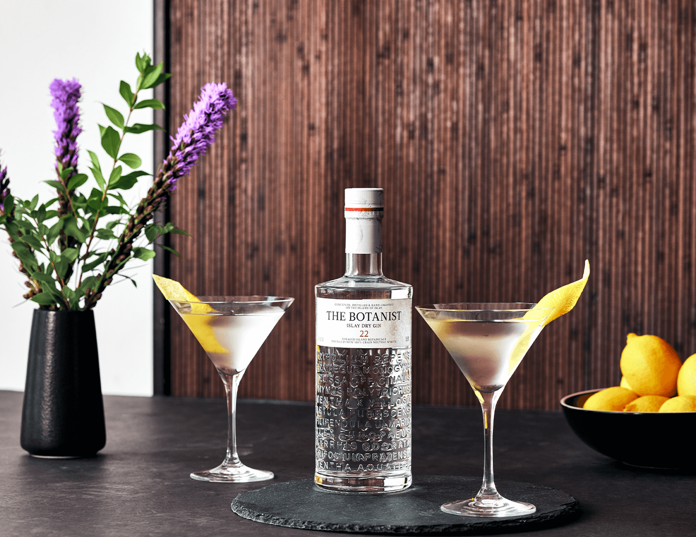 20230103_Remy_Cocktails_for_Two_v2_martini.png