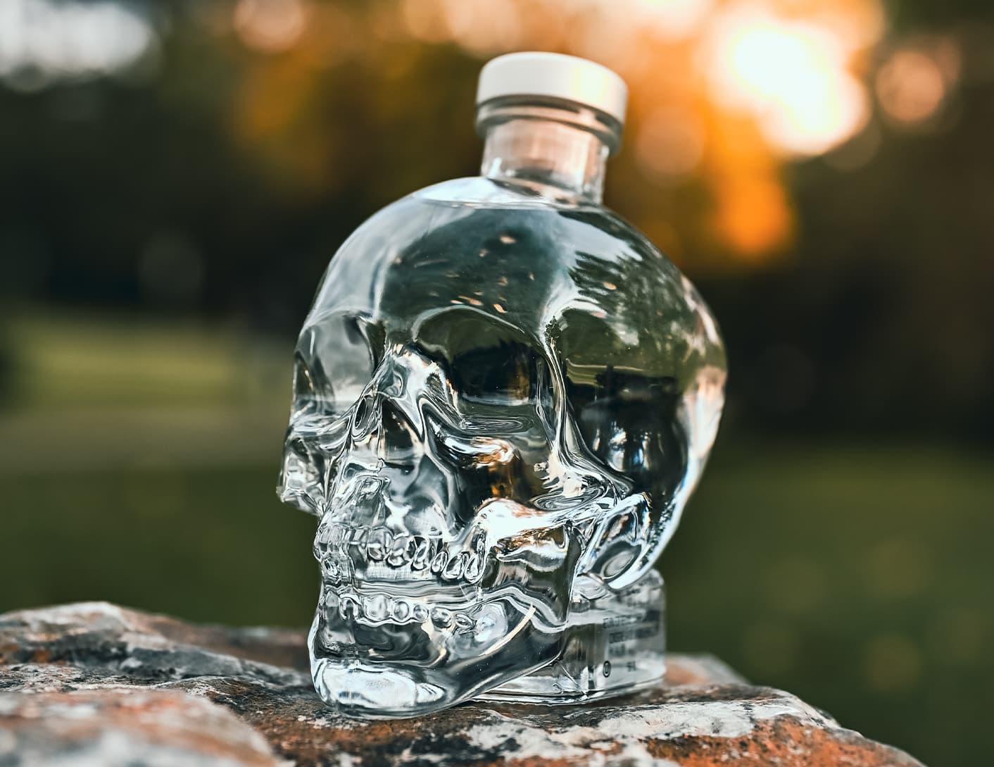 20220302_Crystal_Head_BTB_Editorial_Split_Tout_1.jpg