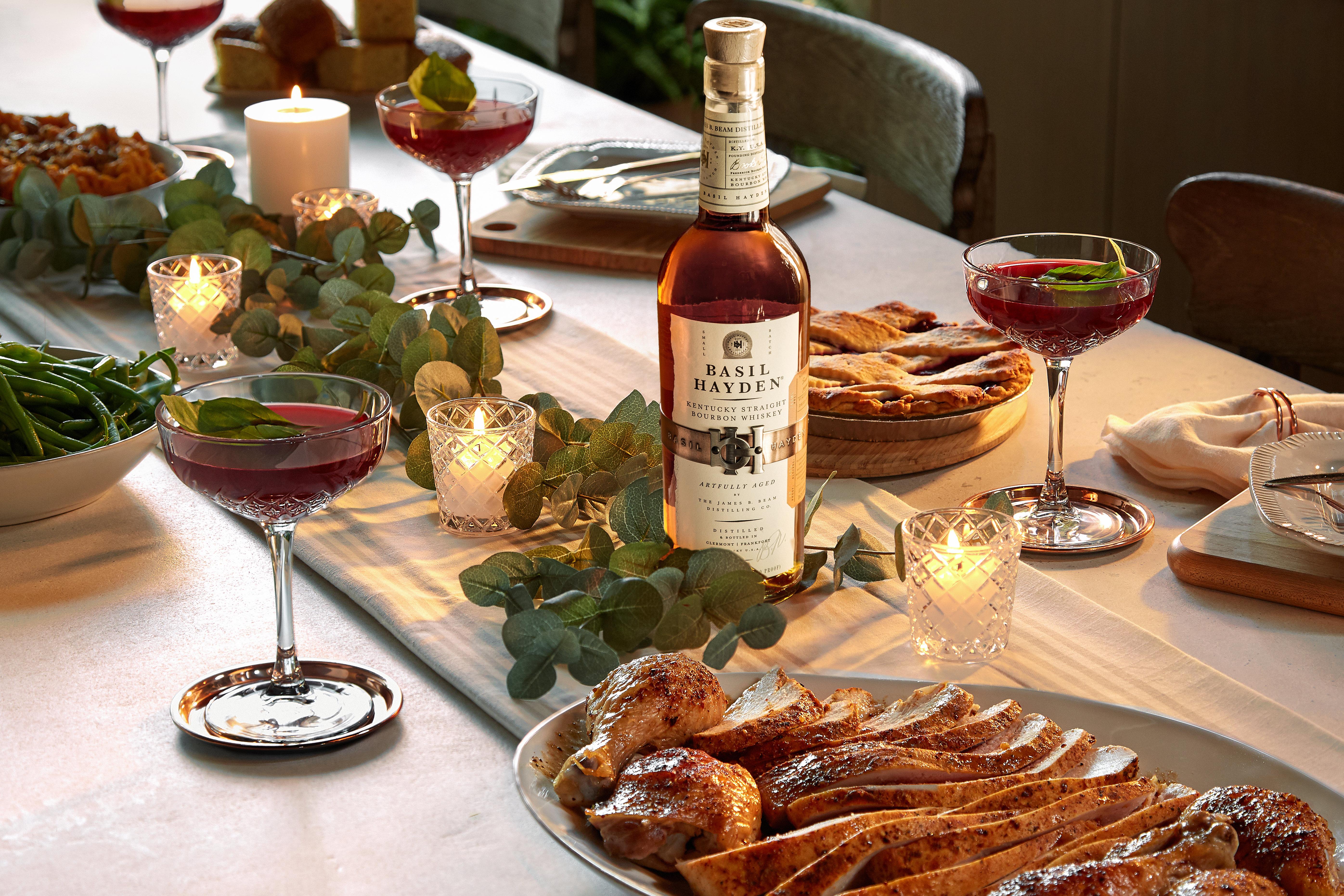 20220809_Basil-Hayden-Spiced-Fig_Cocktail-Lounge_01.jpg