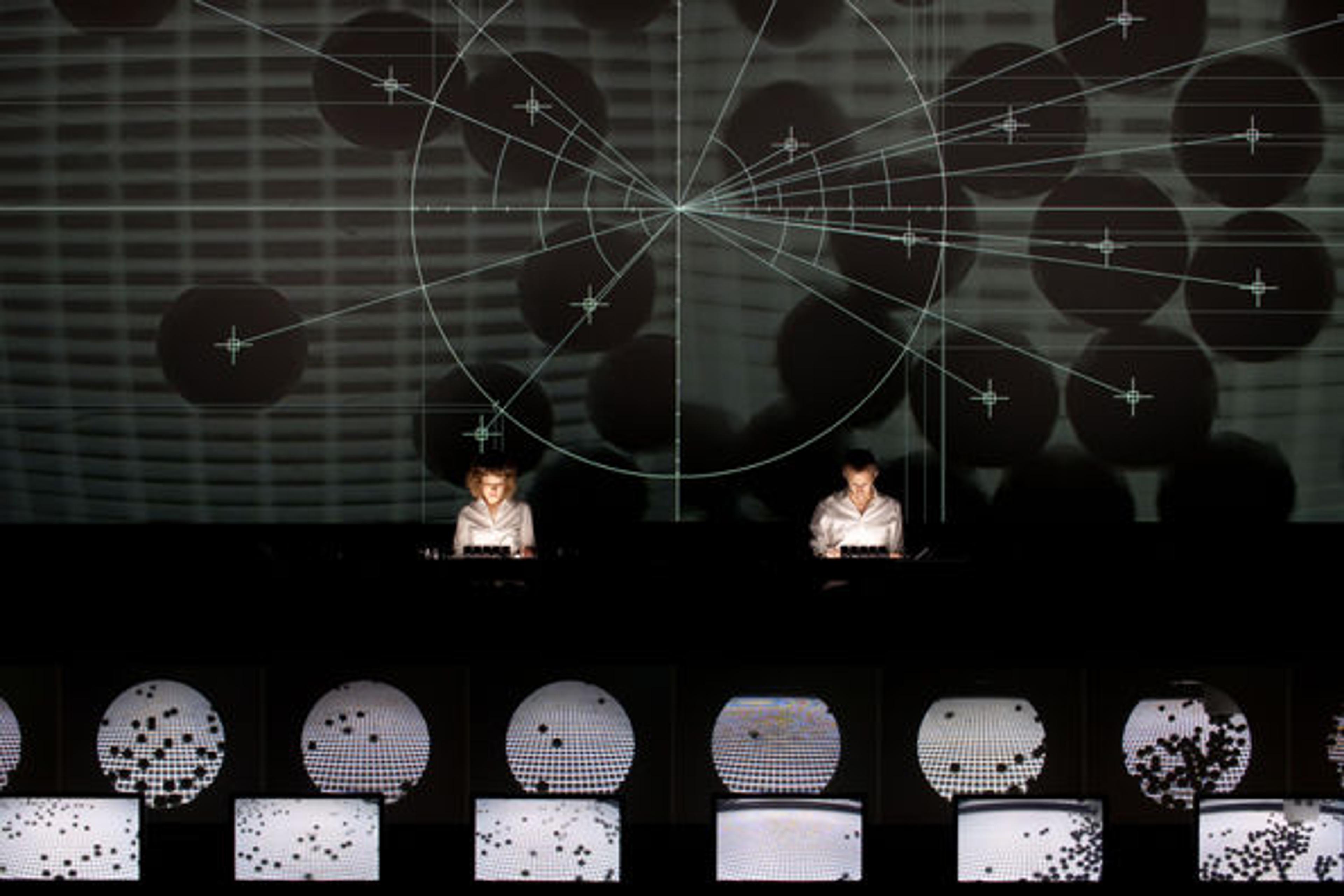 Superposition, 2012 © Kazuo Fukunaga / Kyoto Experiment in Kyoto Art Theater, Shunjuza
