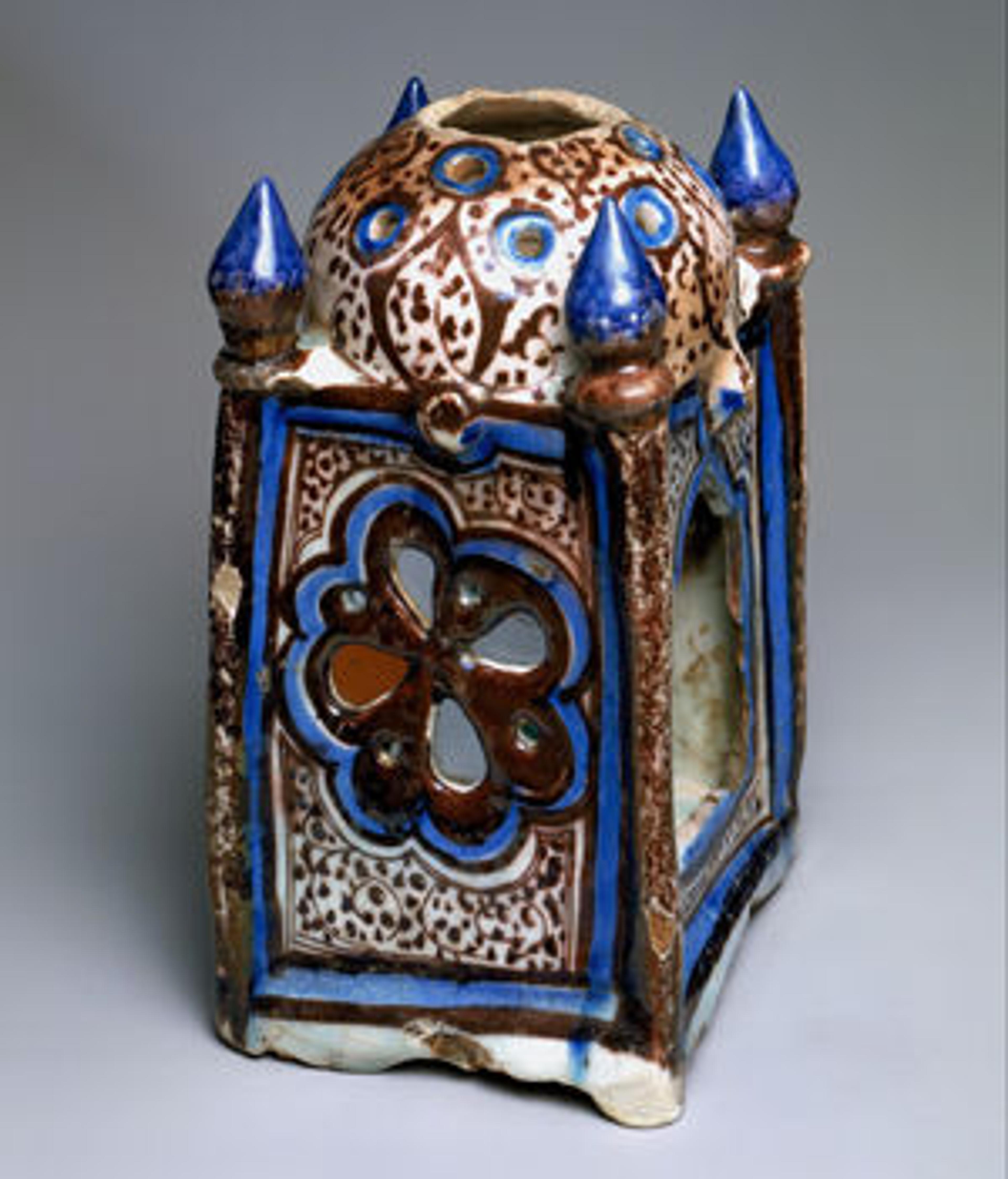 Ceramic Lantern (91.1.138)