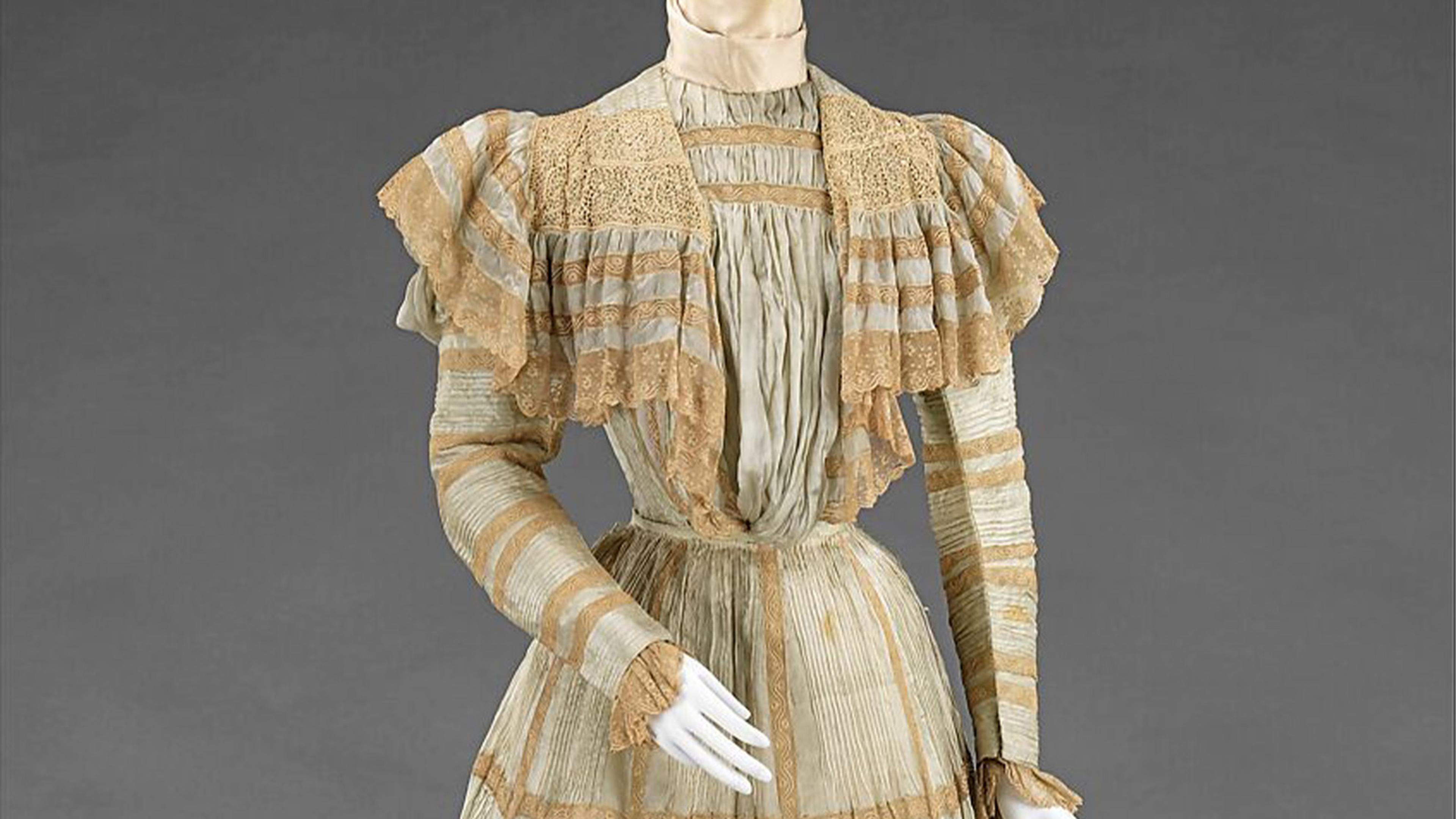 Silk afternoon dress on mannequin