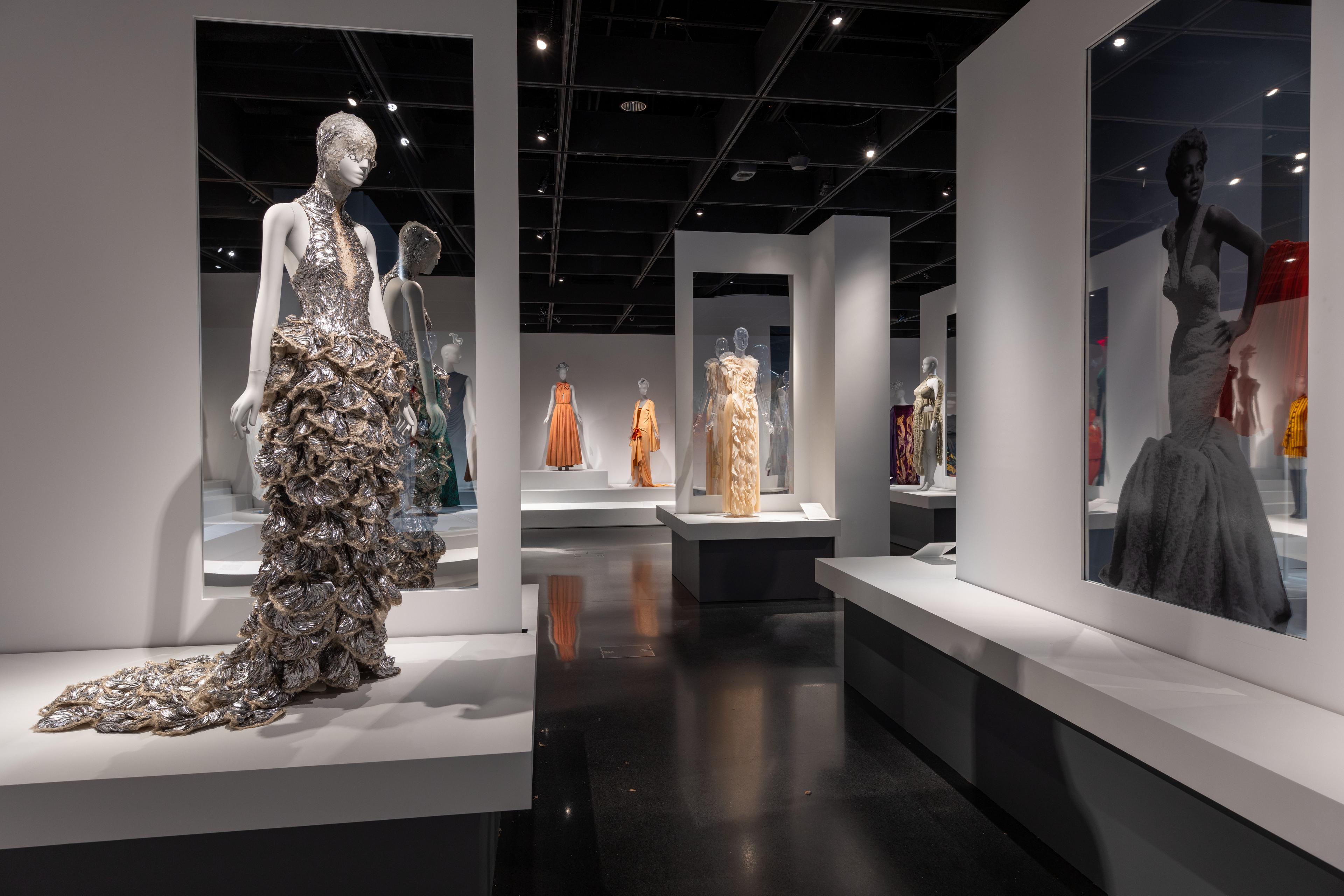 Women Dressing Women: A Lineage of Female Fashion Design - MetPublications  - The Metropolitan Museum of Art