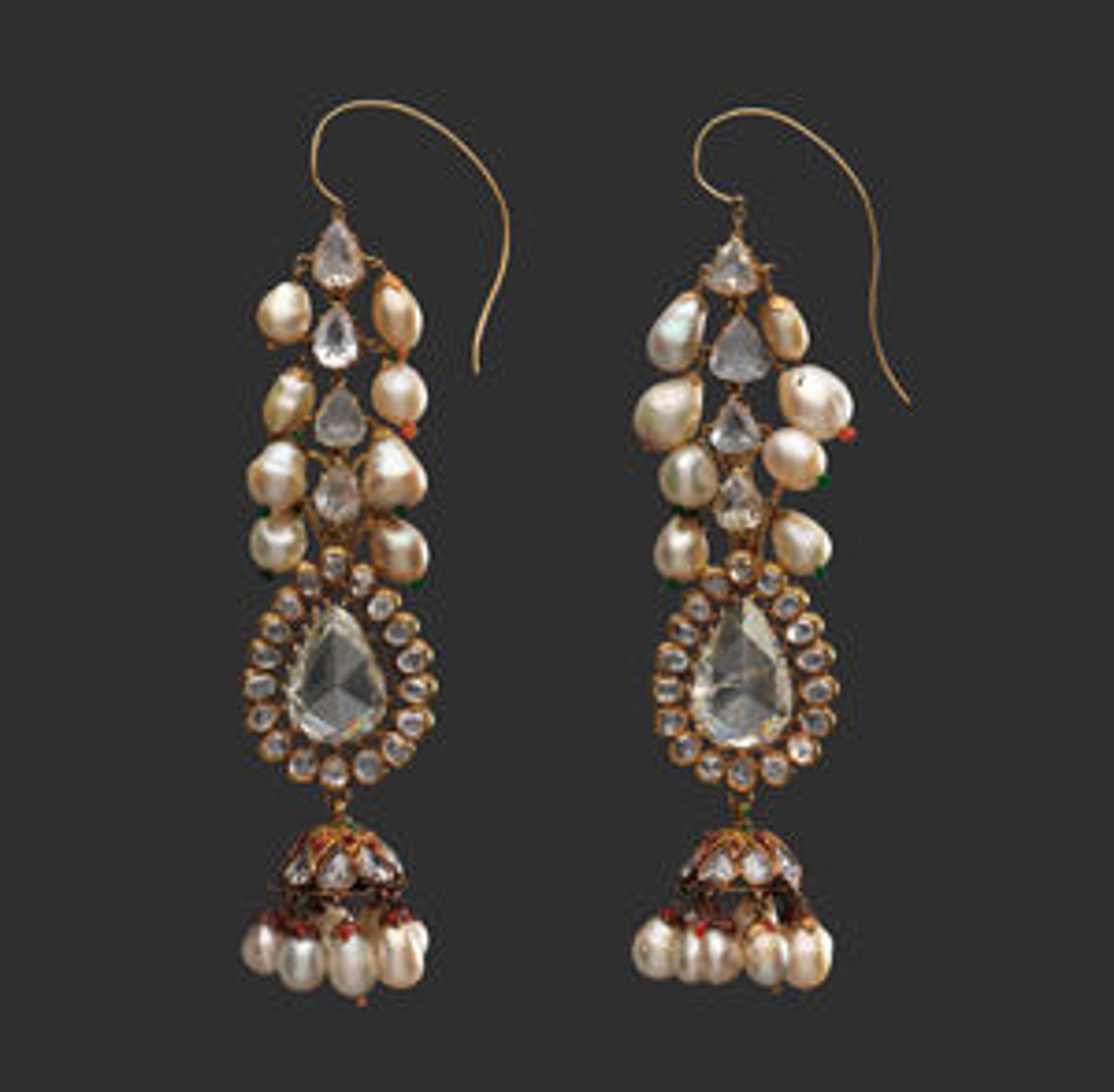 Diamond earrings and pearl supports, late 18th century. India, Deccan, Hyderabad. Islamic. Diamond, pearls, gold, emeralds, and enamel. Private Collection, New York