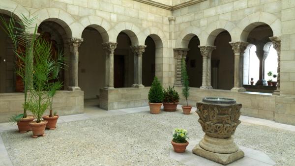 Cover Image for Saint-Guilhem Cloister