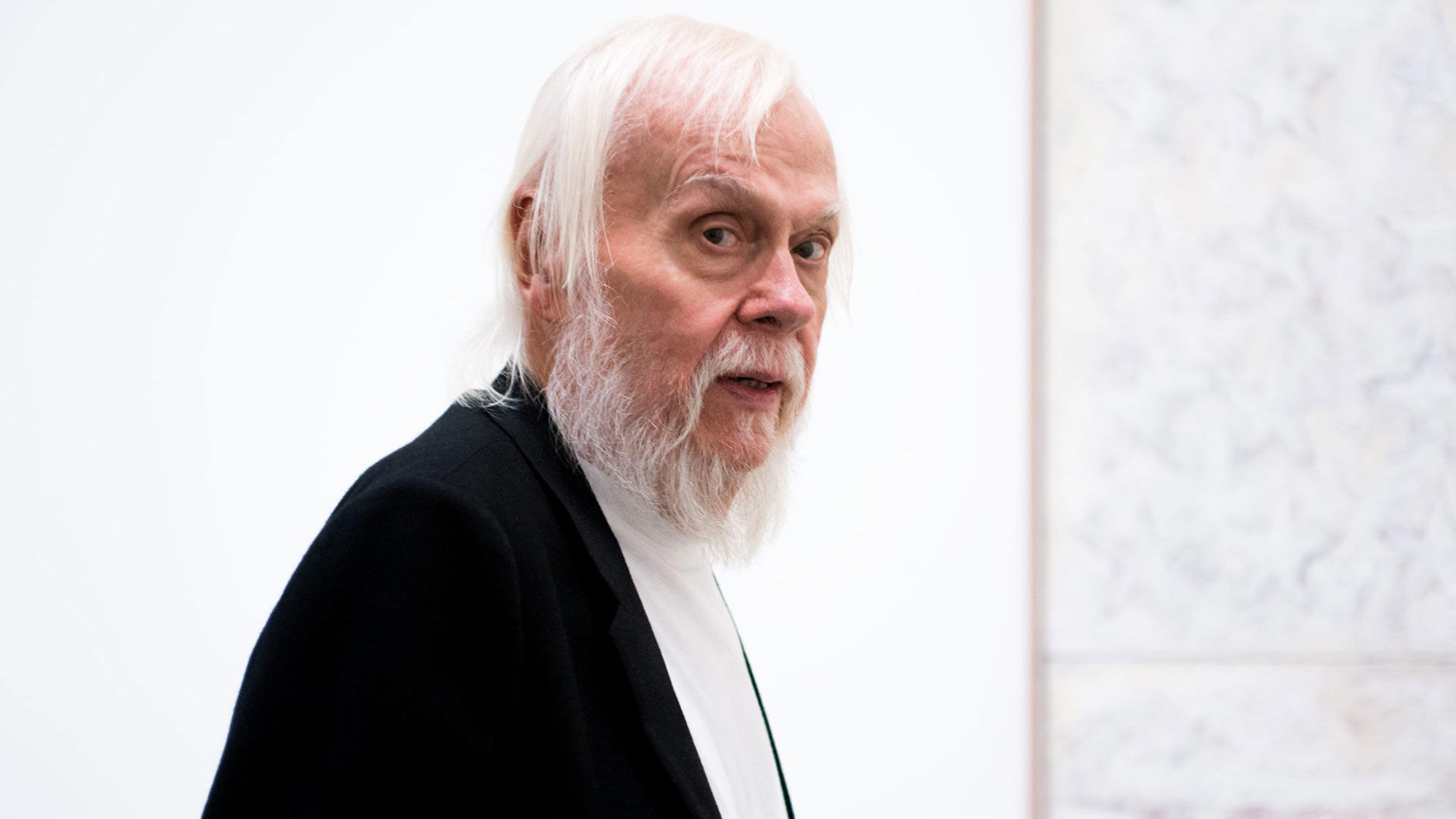 John Baldessari on Philip Guston's "Stationary Figure"
