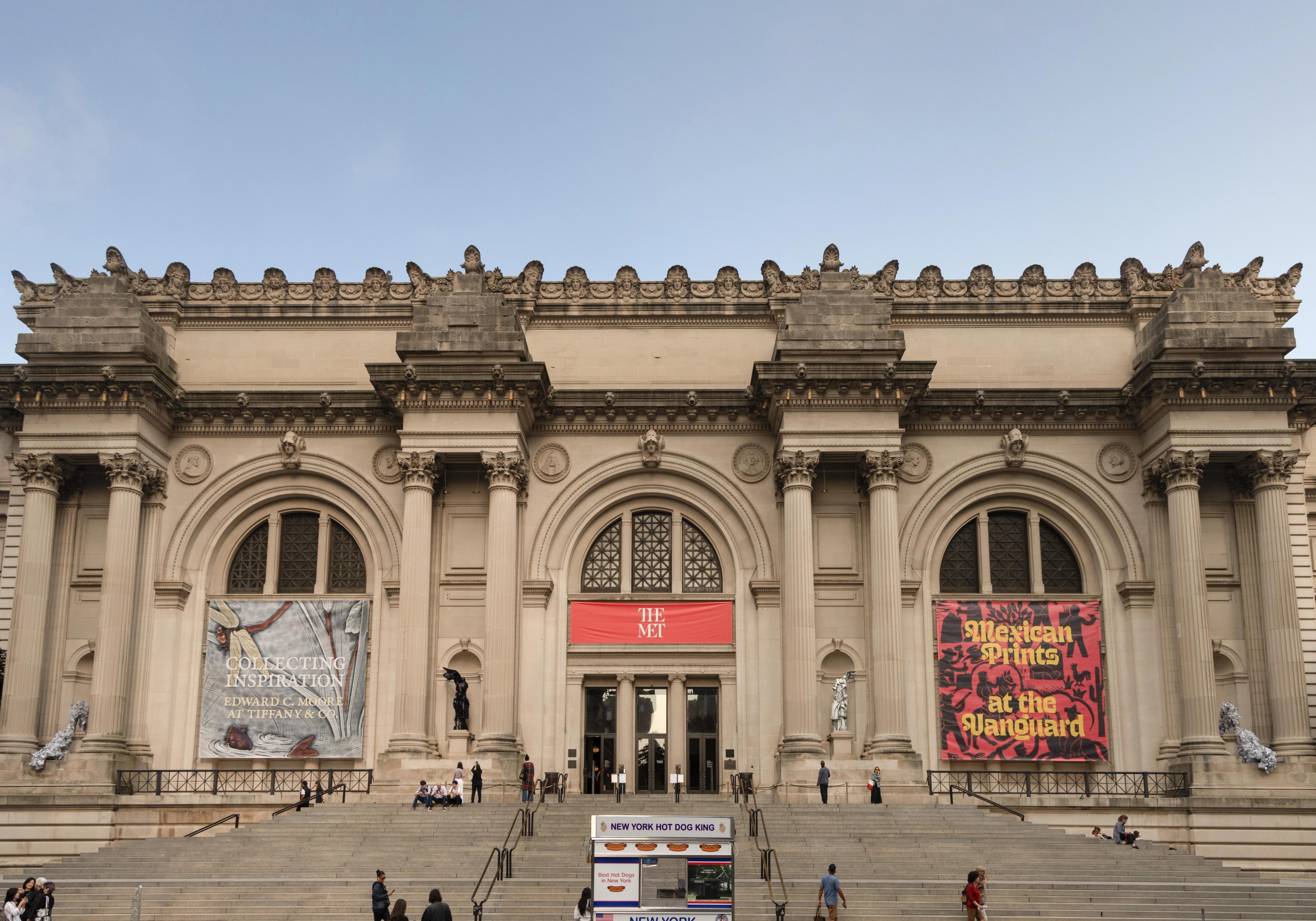 Outside photos of The Metropolitan Museum of Art