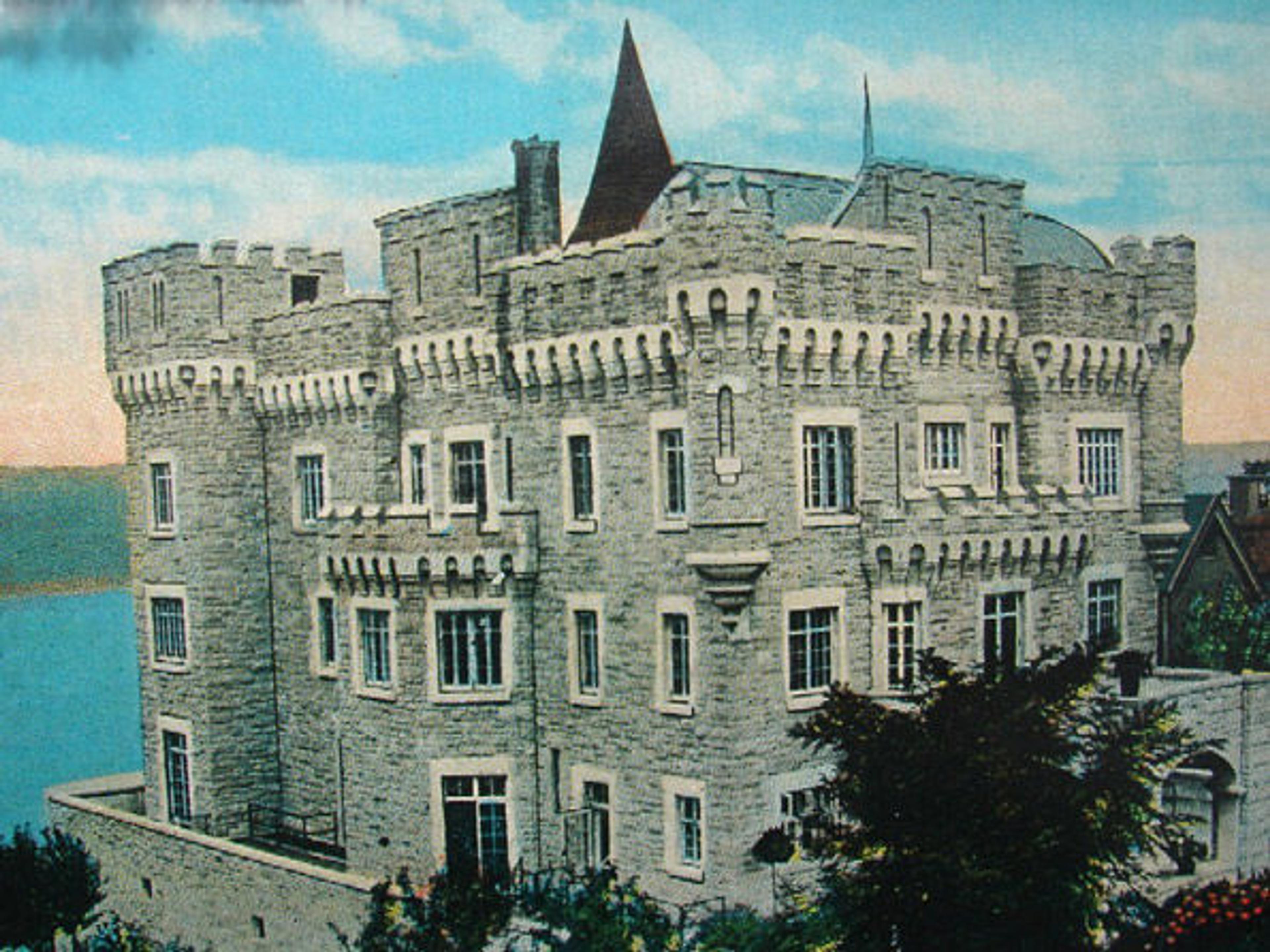 Paterno Castle