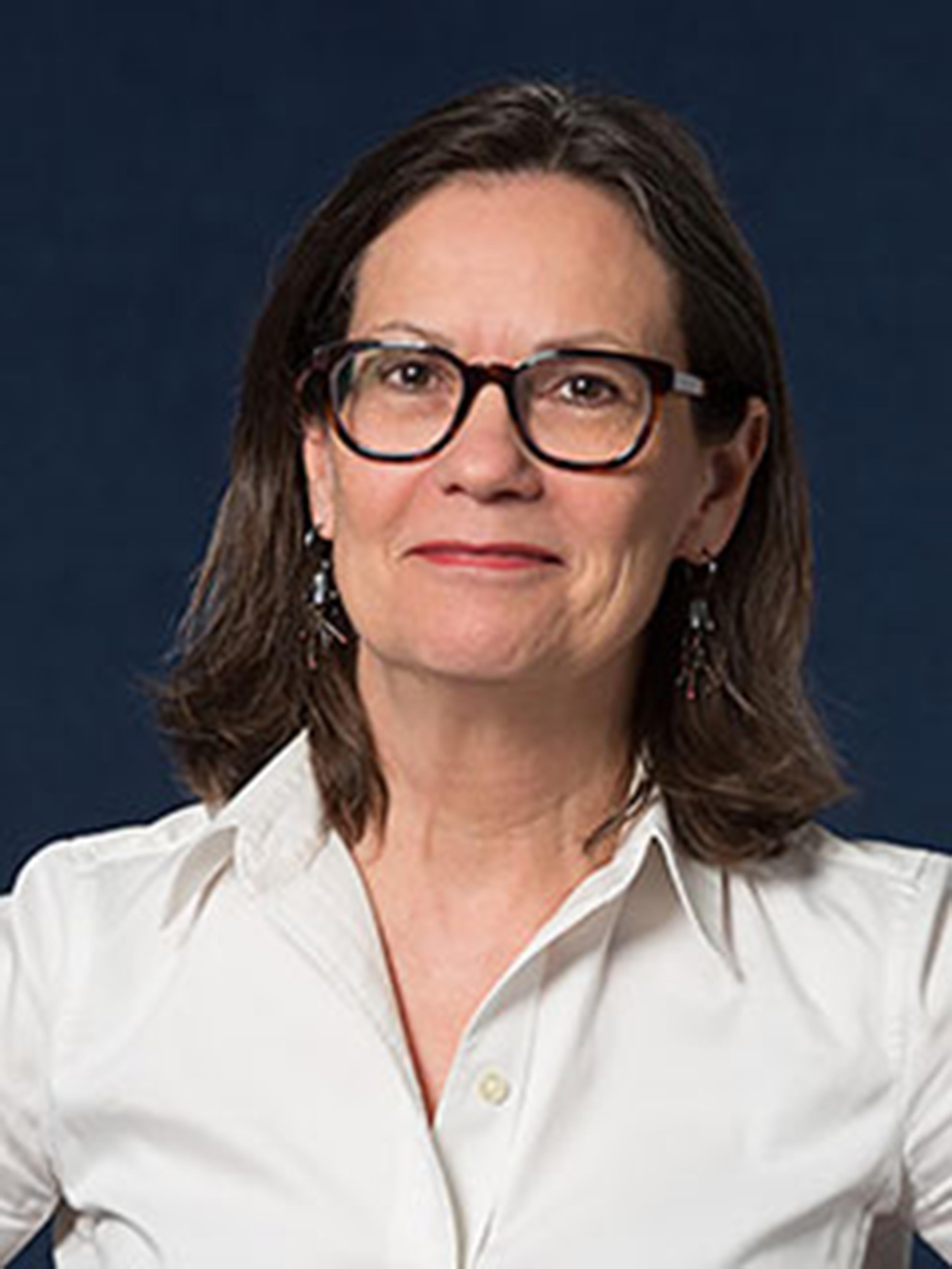 Headshot of Cynthia Moyer