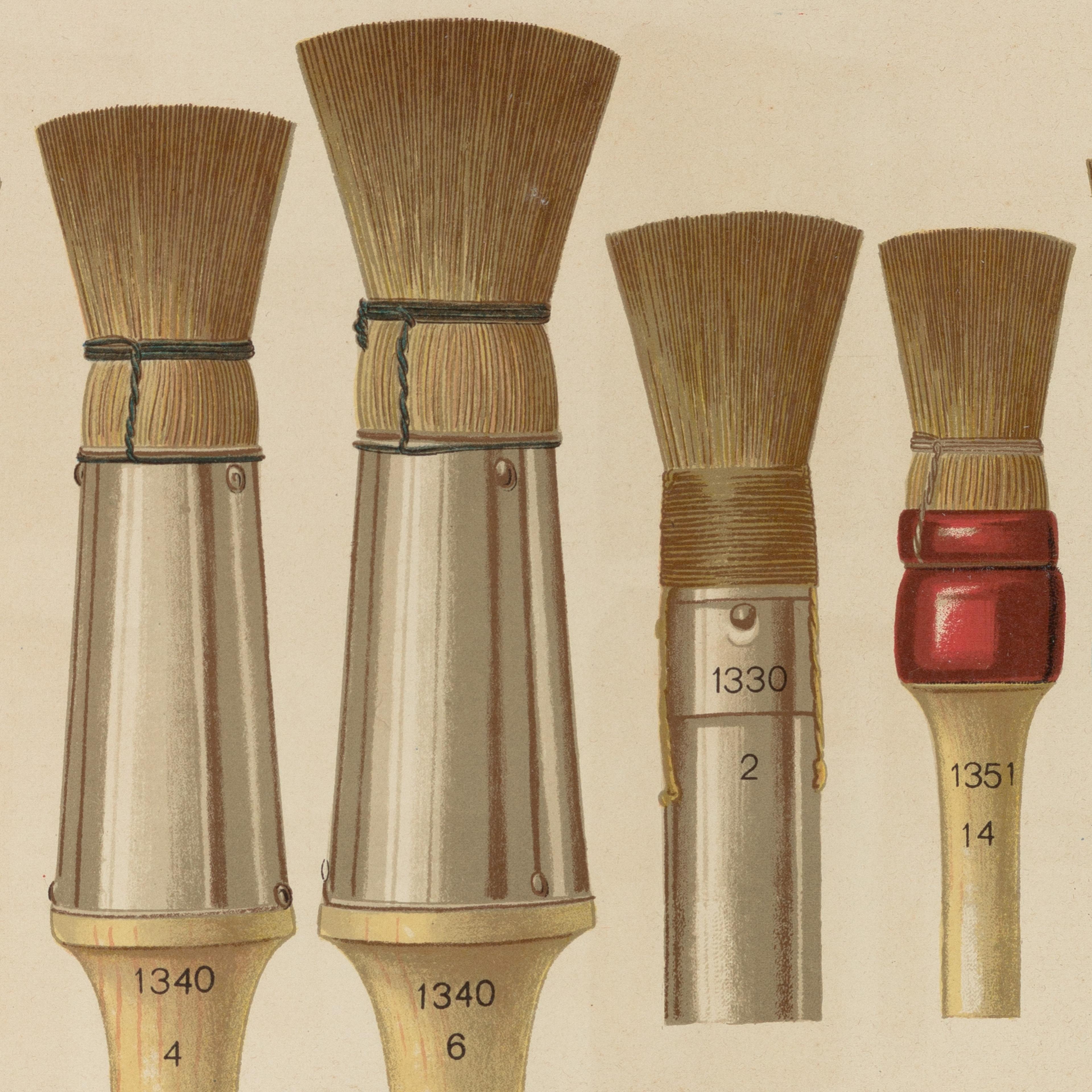 Different sized paint brushes lined up together