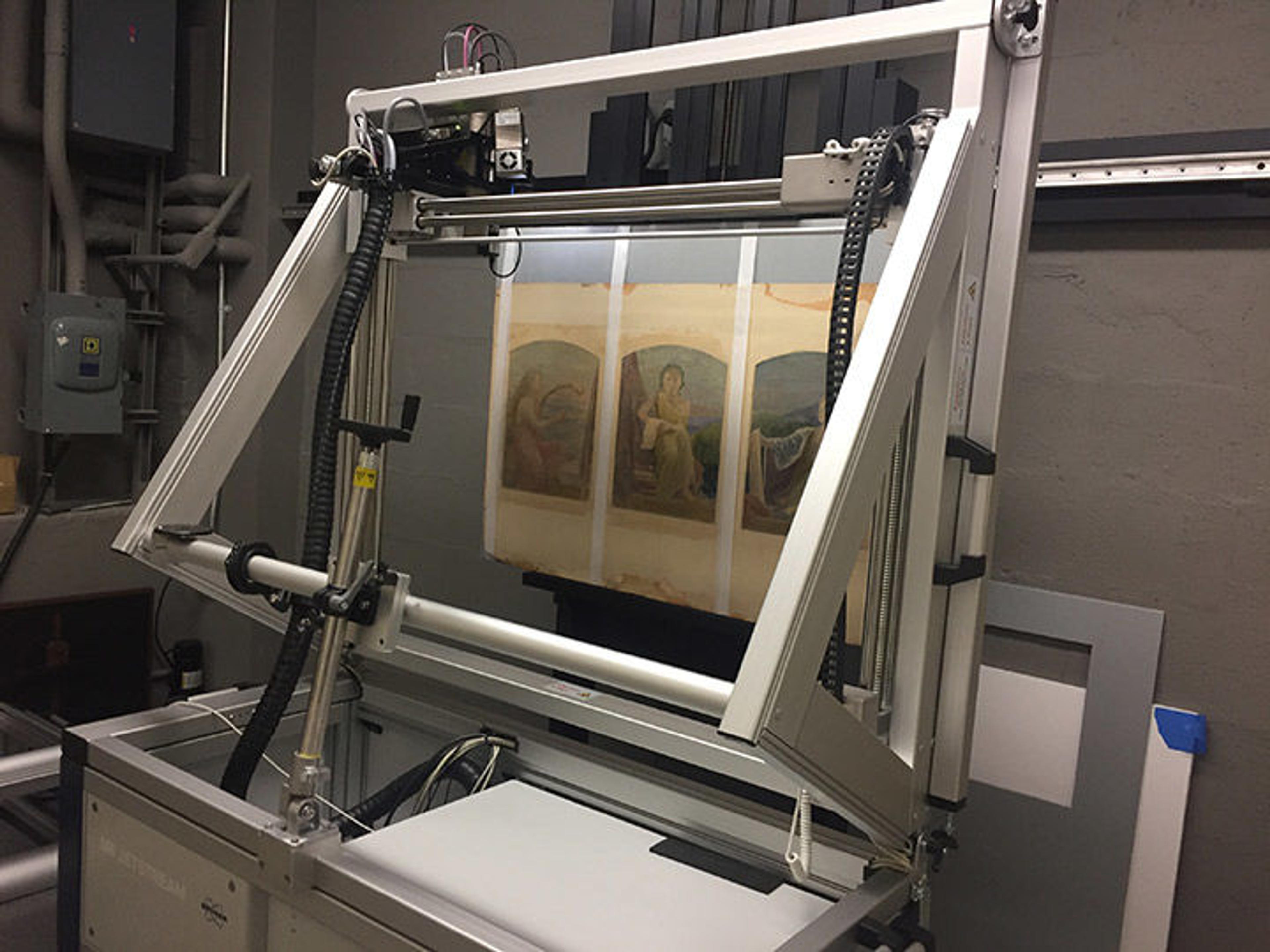 The XRF scanning setup at The Met