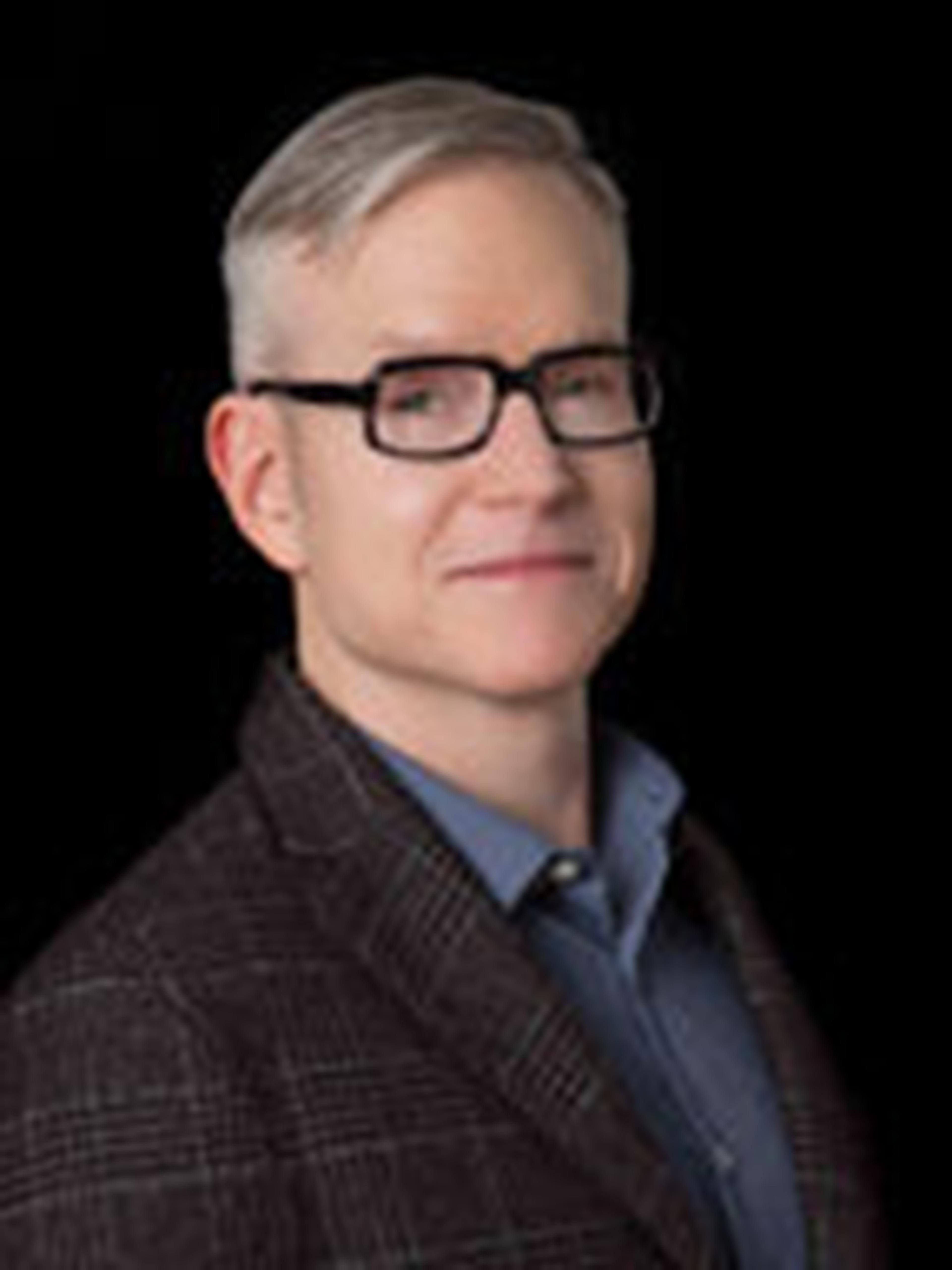 Headshot of Stephen Pinson