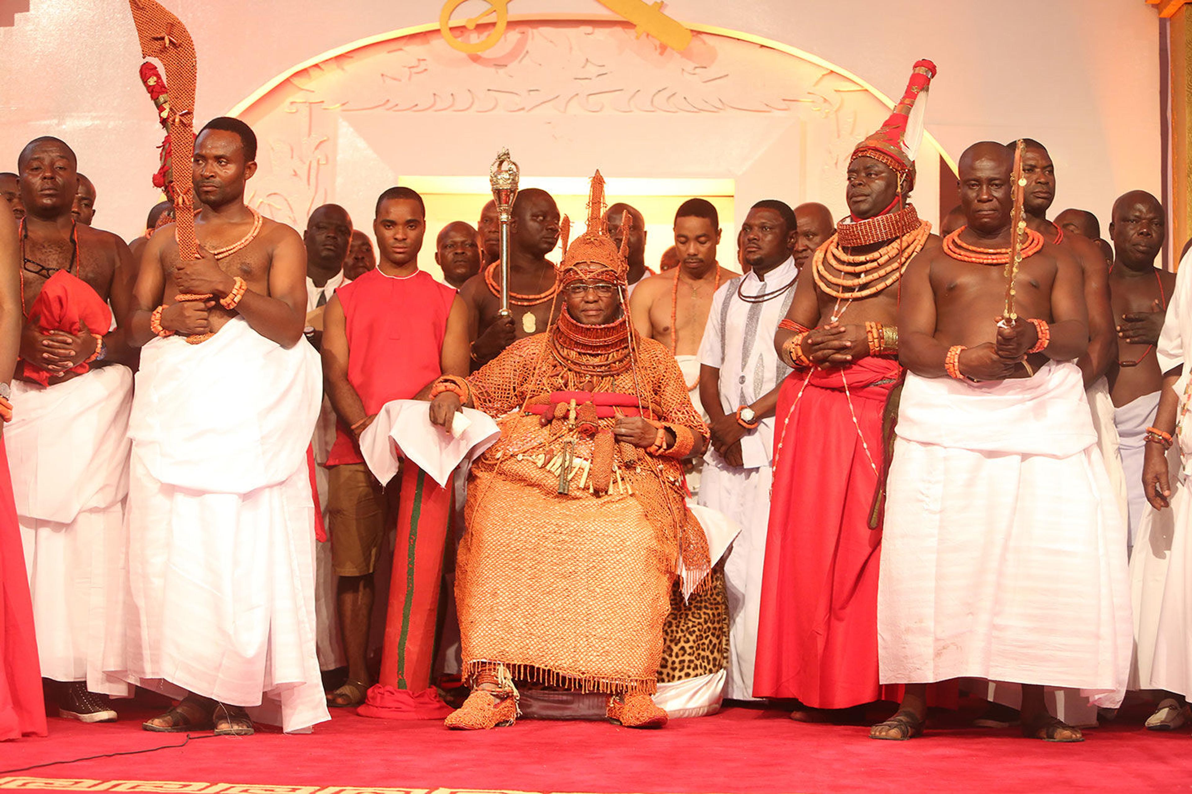 Portrait of Ewuare II seated during his coronation