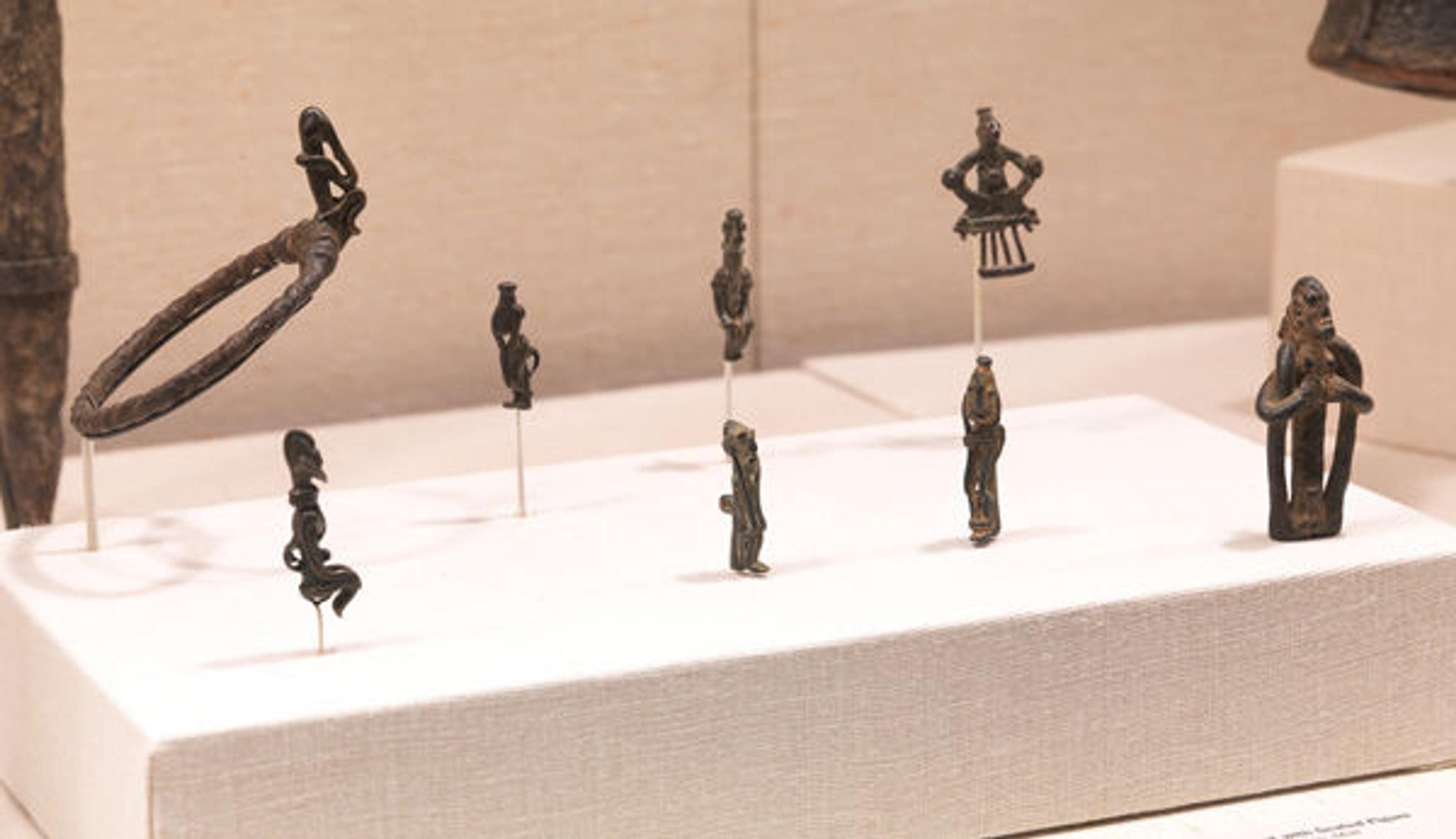 Case in gallery 350