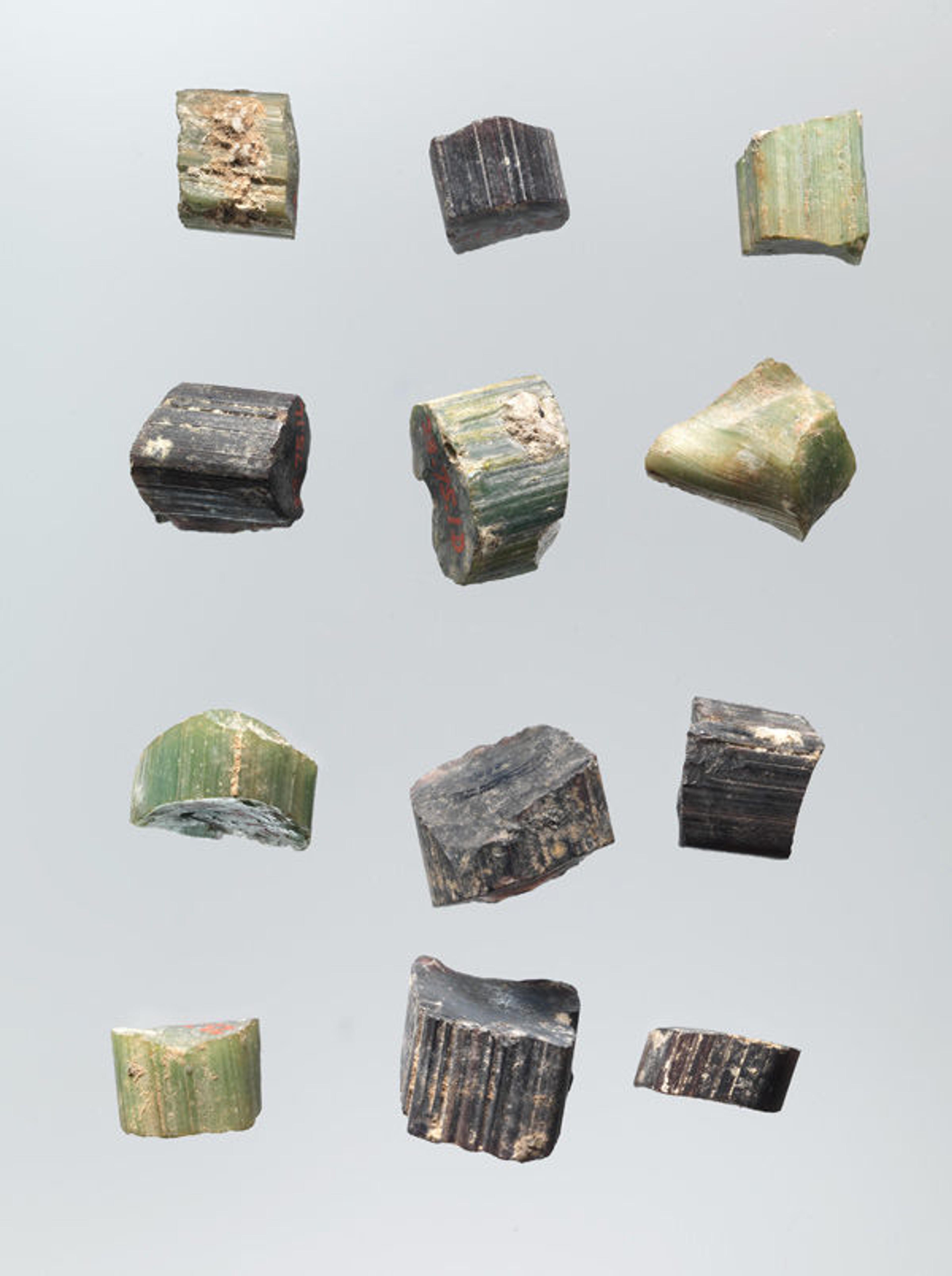 Mosaic tesserae, 9th century. Iraq, Samarra. Islamic. Glass, green and blue. The Metropolitan Museum of Art, New York, Rogers Fund, 1923 (23.75.1a–l)